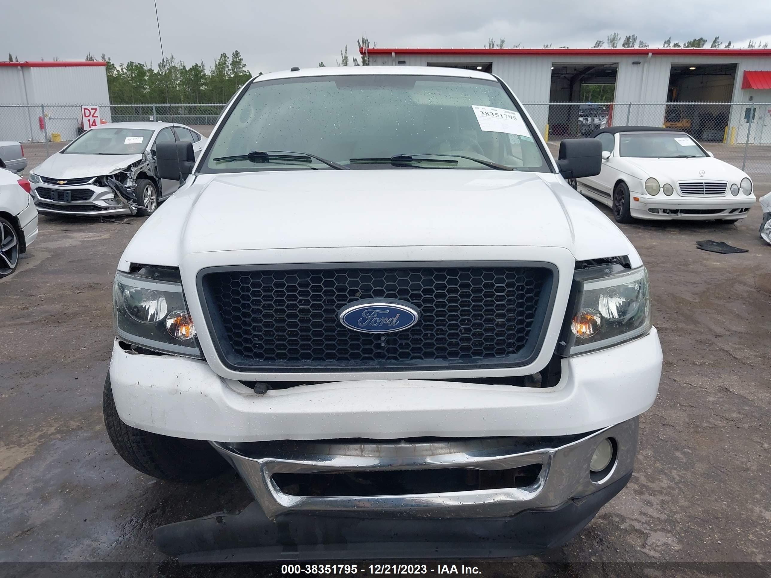 Photo 11 VIN: 1FTPX12V96NB13305 - FORD F-150 