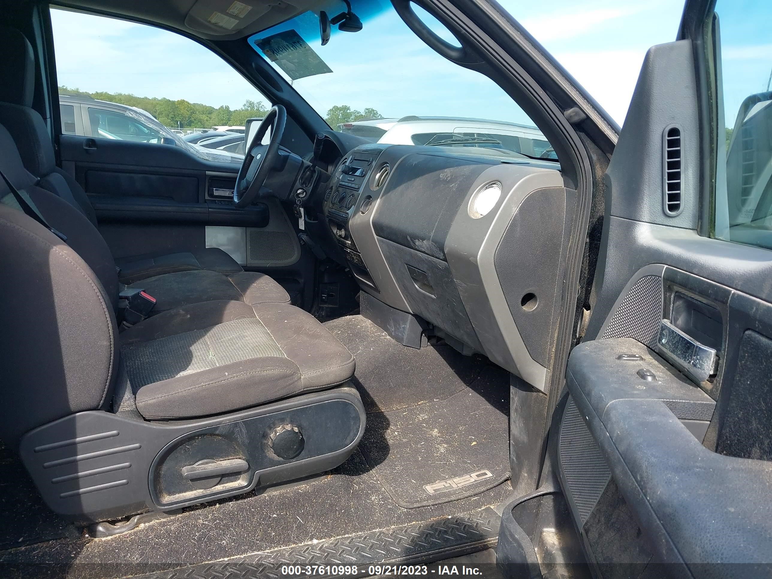 Photo 4 VIN: 1FTPX14505NA30809 - FORD F-150 