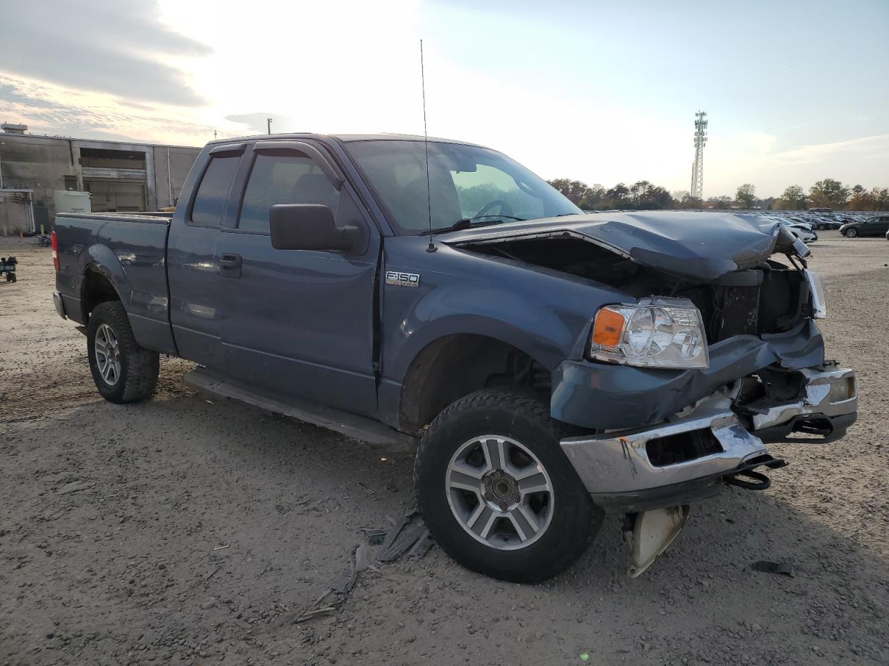 Photo 3 VIN: 1FTPX14544NA65710 - FORD F-150 