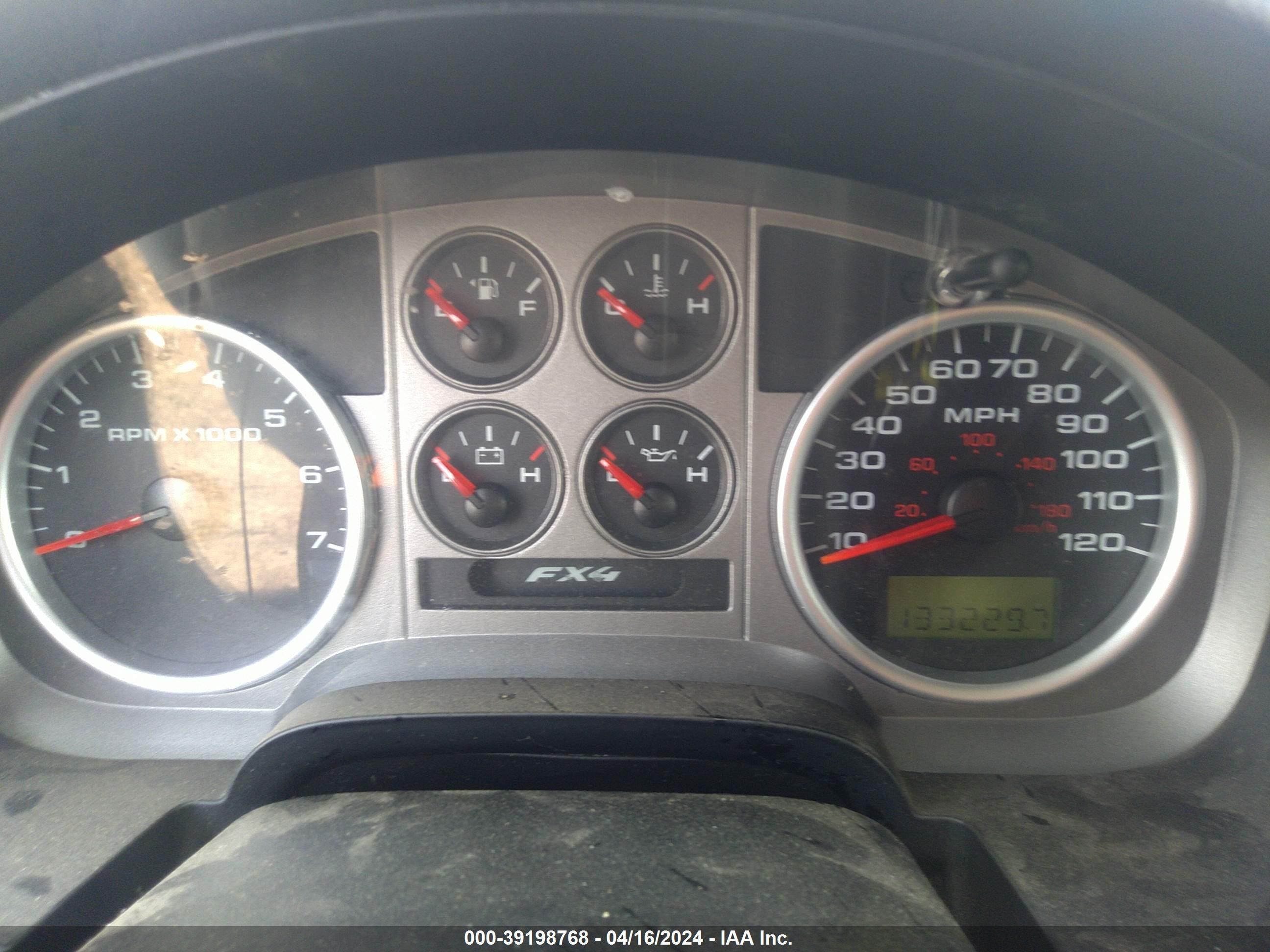 Photo 6 VIN: 1FTPX14544NC28419 - FORD F-150 