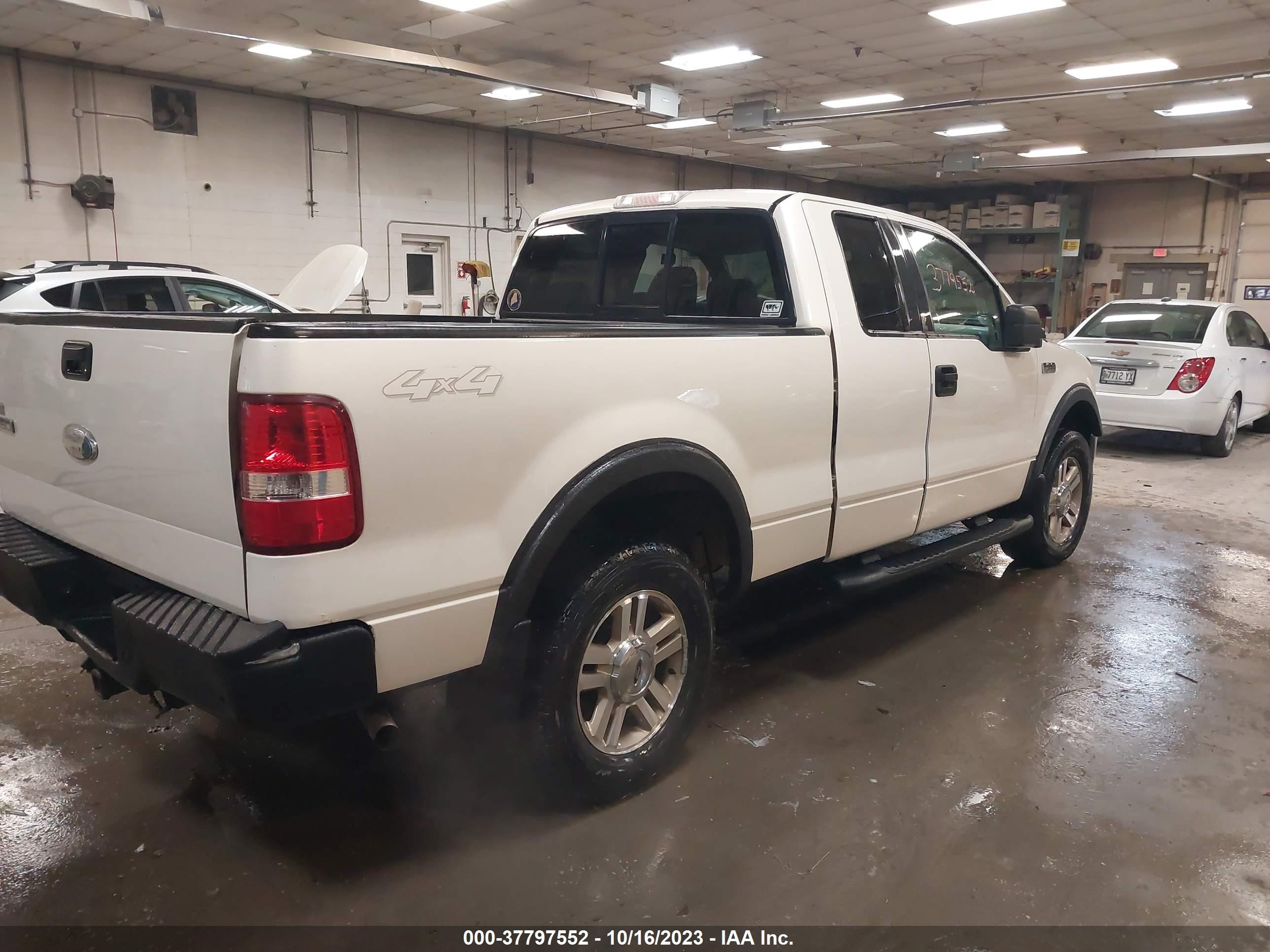 Photo 3 VIN: 1FTPX14547FA33709 - FORD F-150 