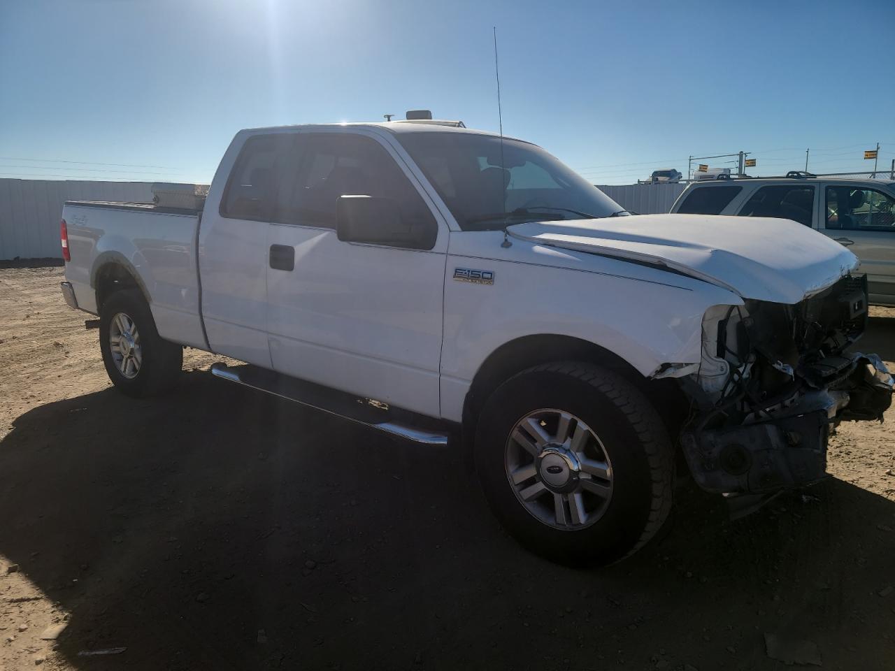 Photo 3 VIN: 1FTPX14564NA29842 - FORD F-150 