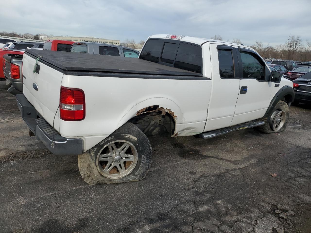 Photo 2 VIN: 1FTPX14566FB18730 - FORD F-150 