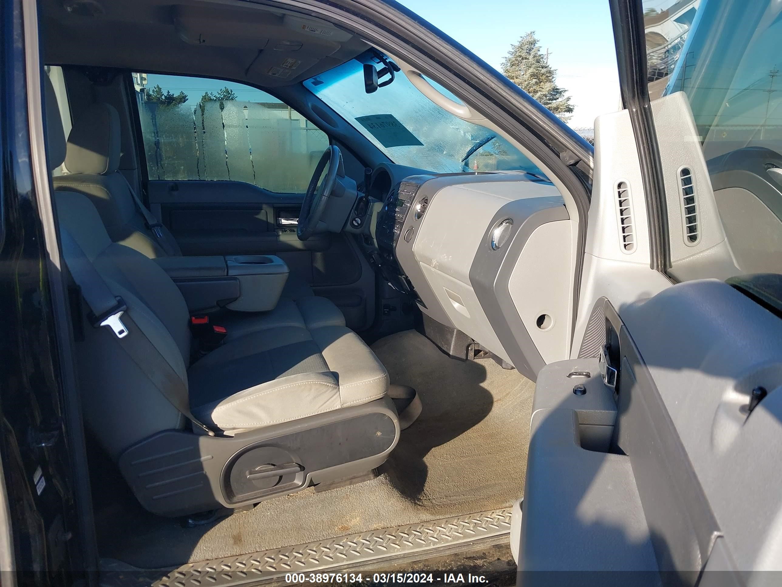 Photo 4 VIN: 1FTPX14V18FC13974 - FORD F-150 