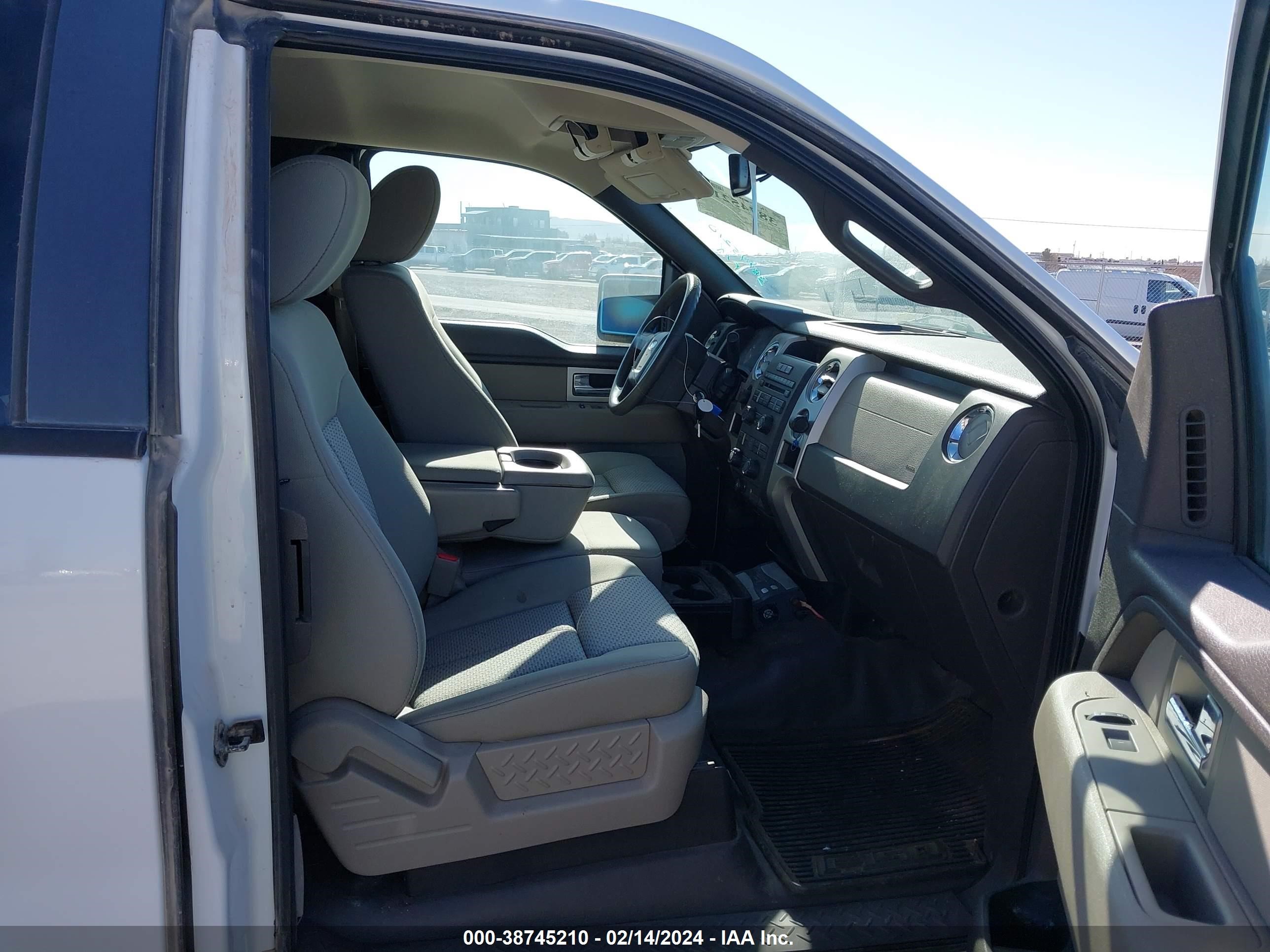 Photo 4 VIN: 1FTPX14VX9KB25465 - FORD F-150 