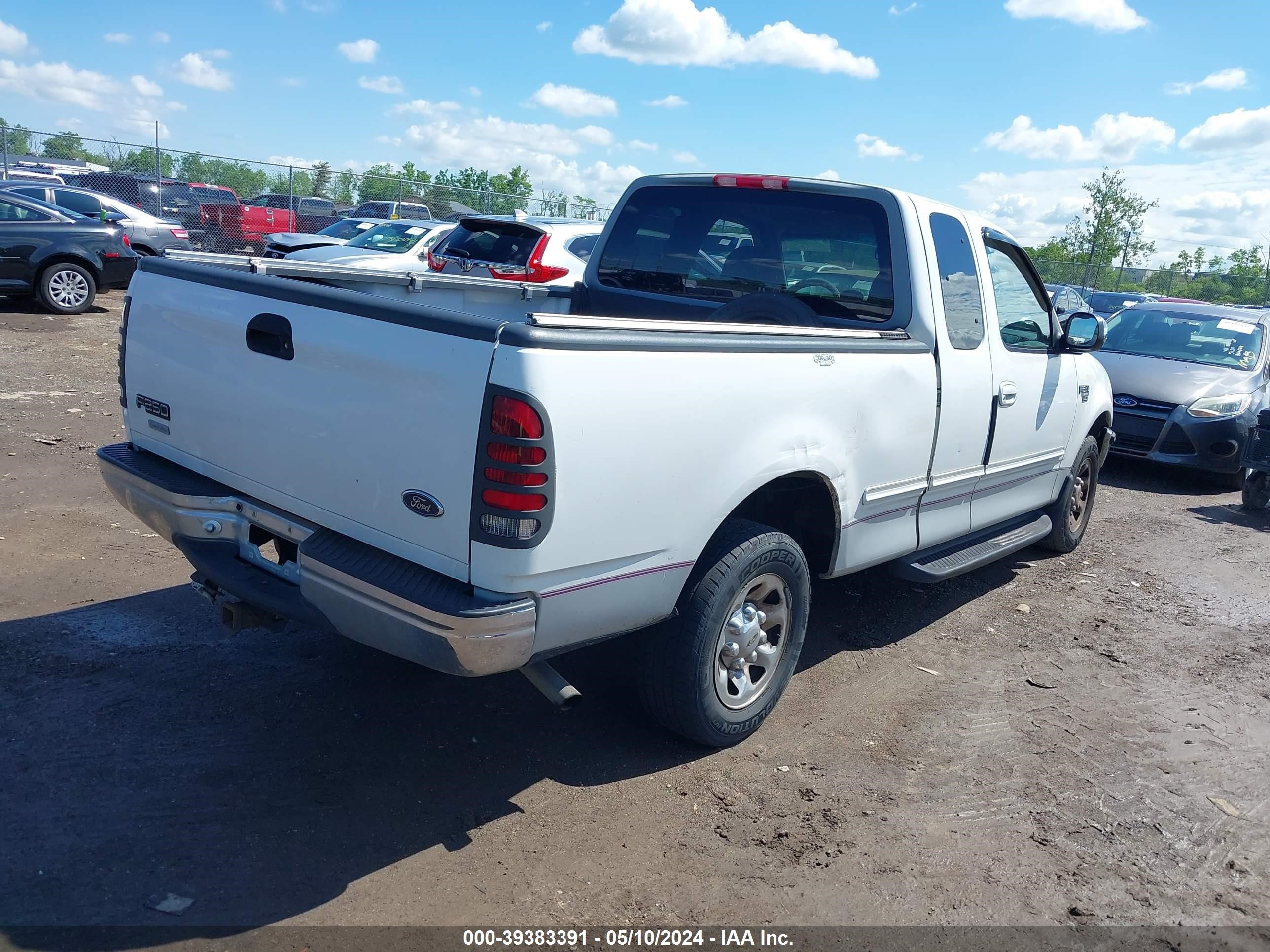 Photo 3 VIN: 1FTPX27L8WNB94469 - FORD F250 