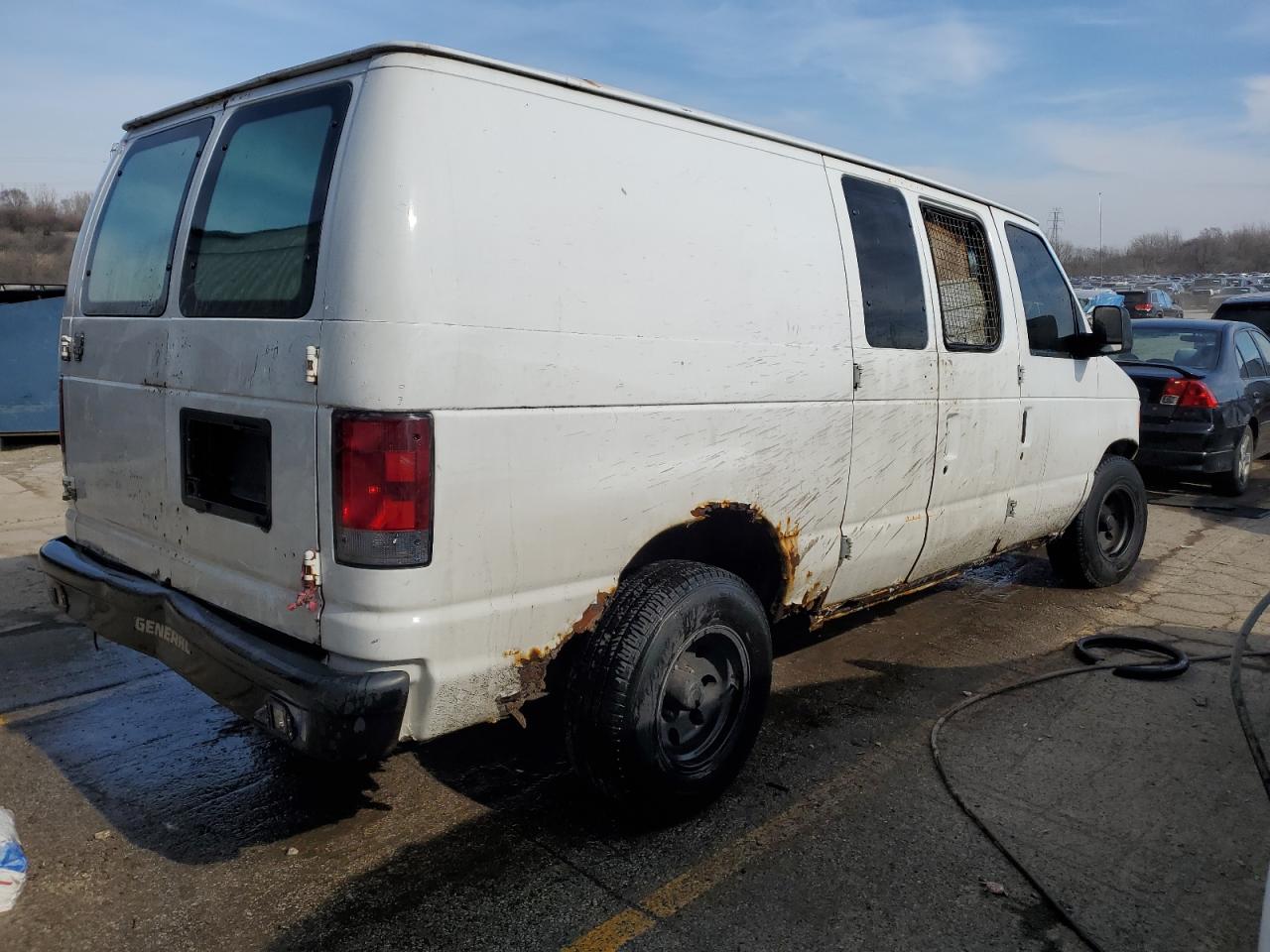 Photo 2 VIN: 1FTRE14263HC03104 - FORD ECONOLINE 