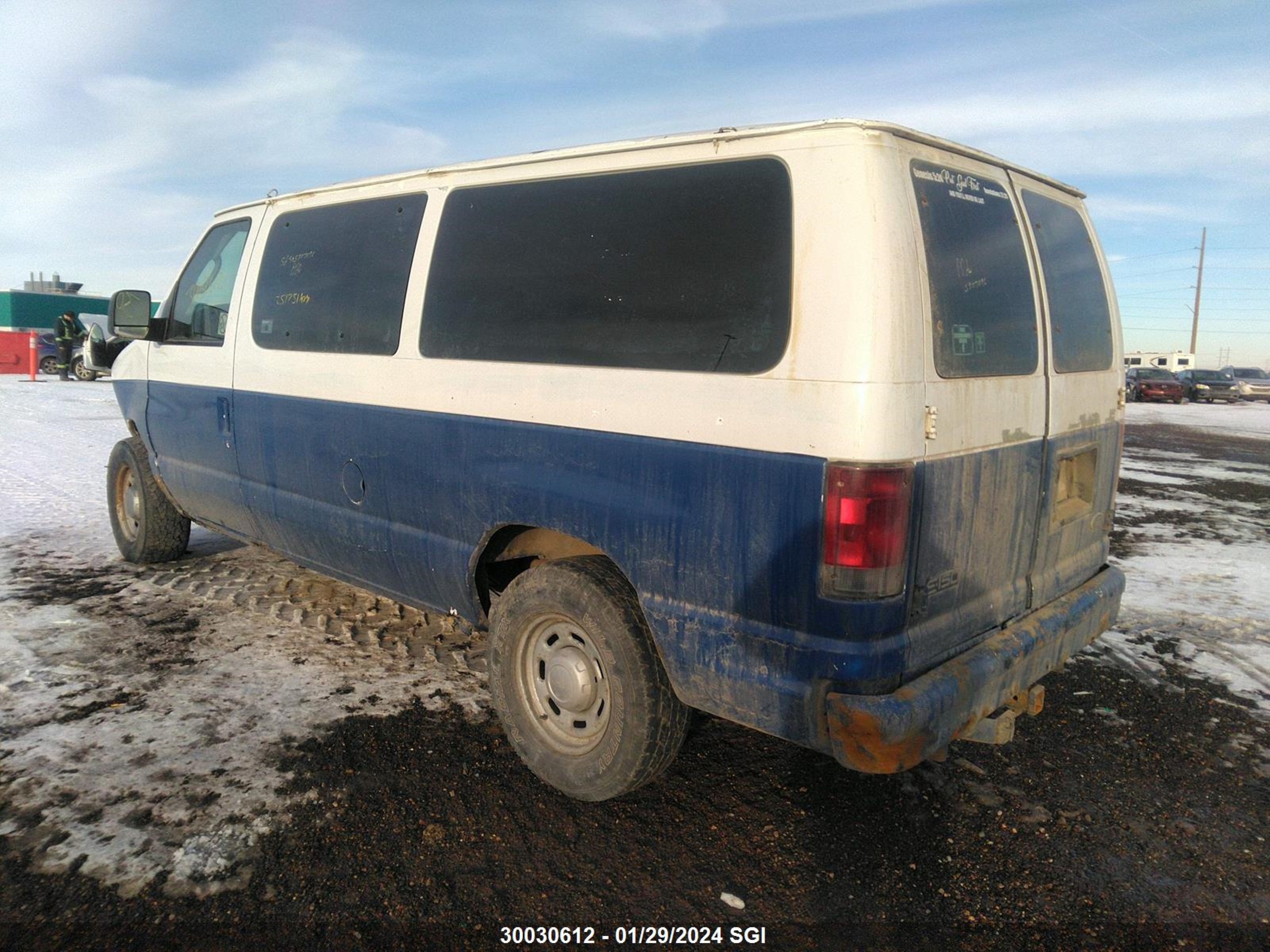 Photo 2 VIN: 1FTRE14WX4HA82131 - FORD ECONOLINE 