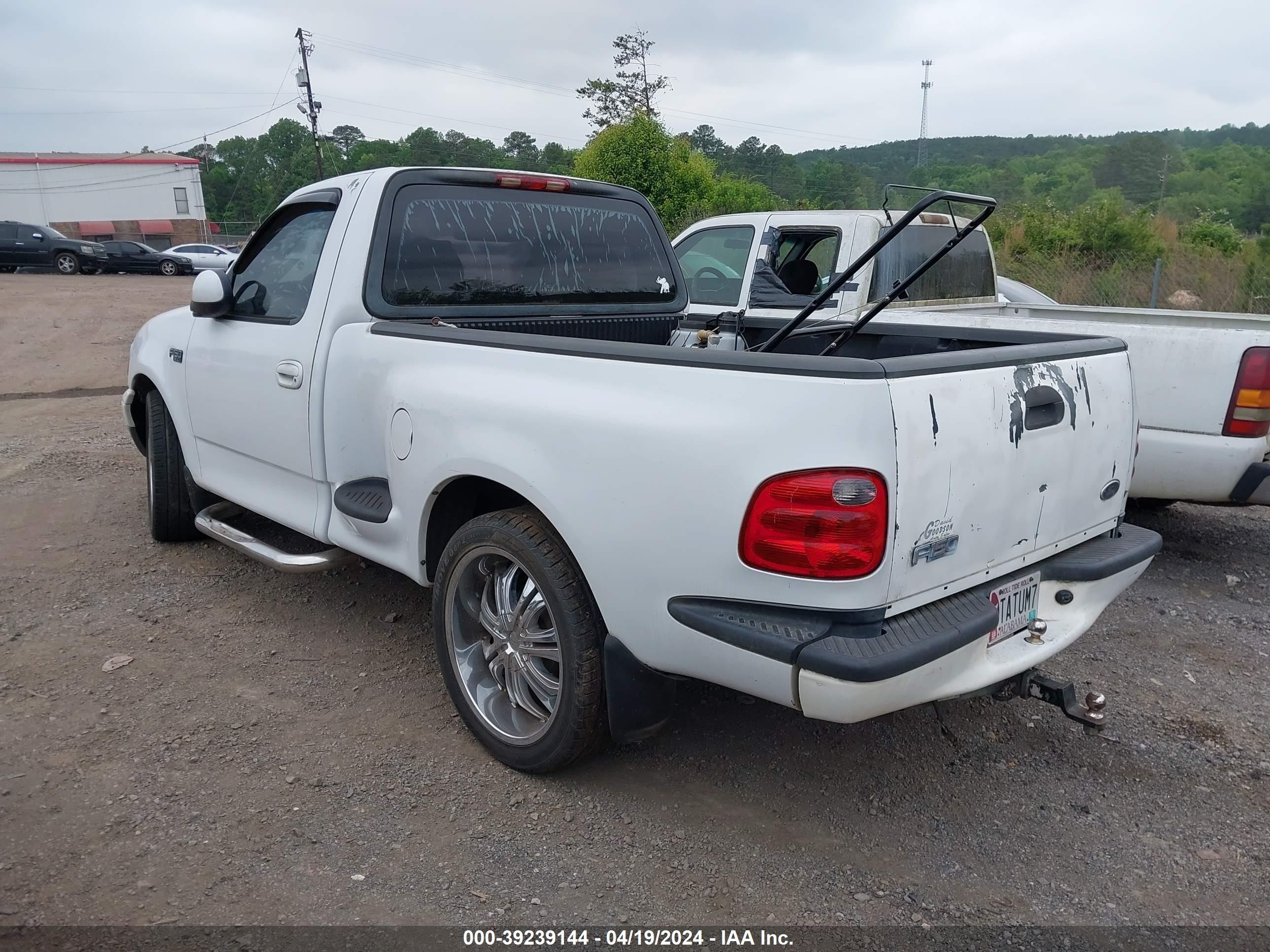 Photo 2 VIN: 1FTRF07212KC74909 - FORD F-150 