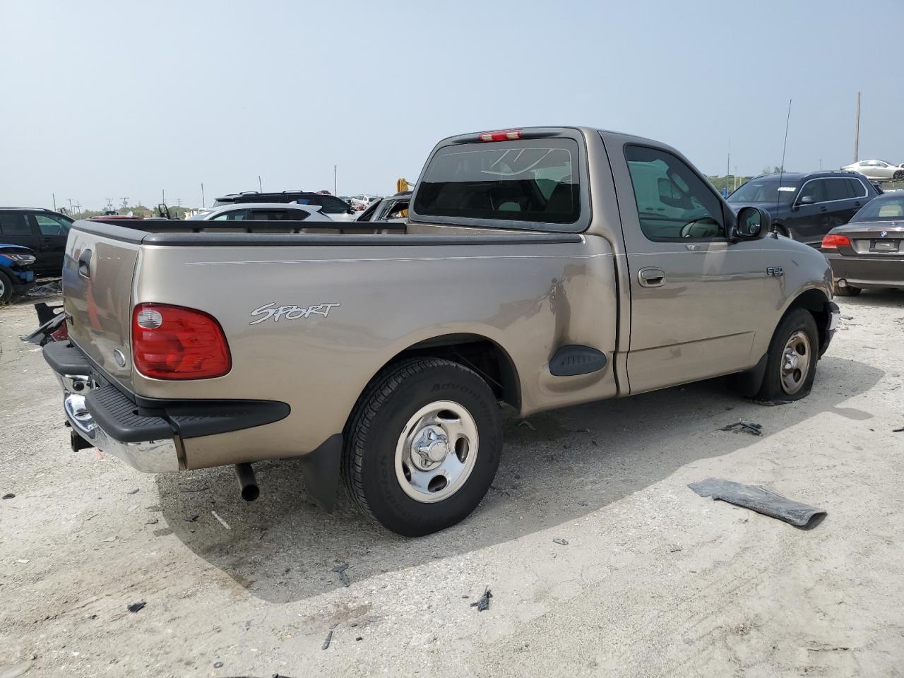 Photo 2 VIN: 1FTRF072X3KC77292 - FORD F-150 