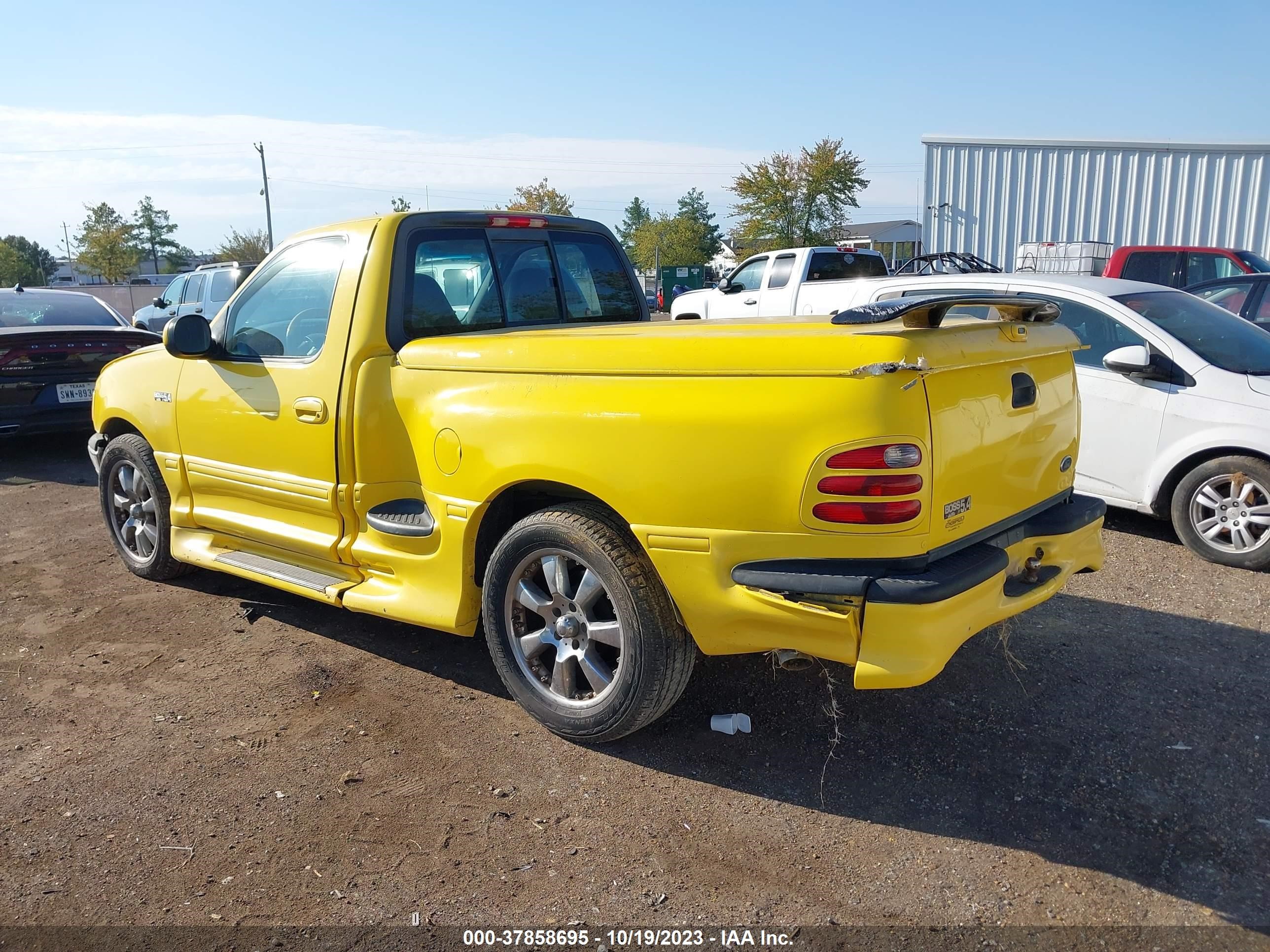 Photo 2 VIN: 1FTRF07L52KB68892 - FORD F-150 