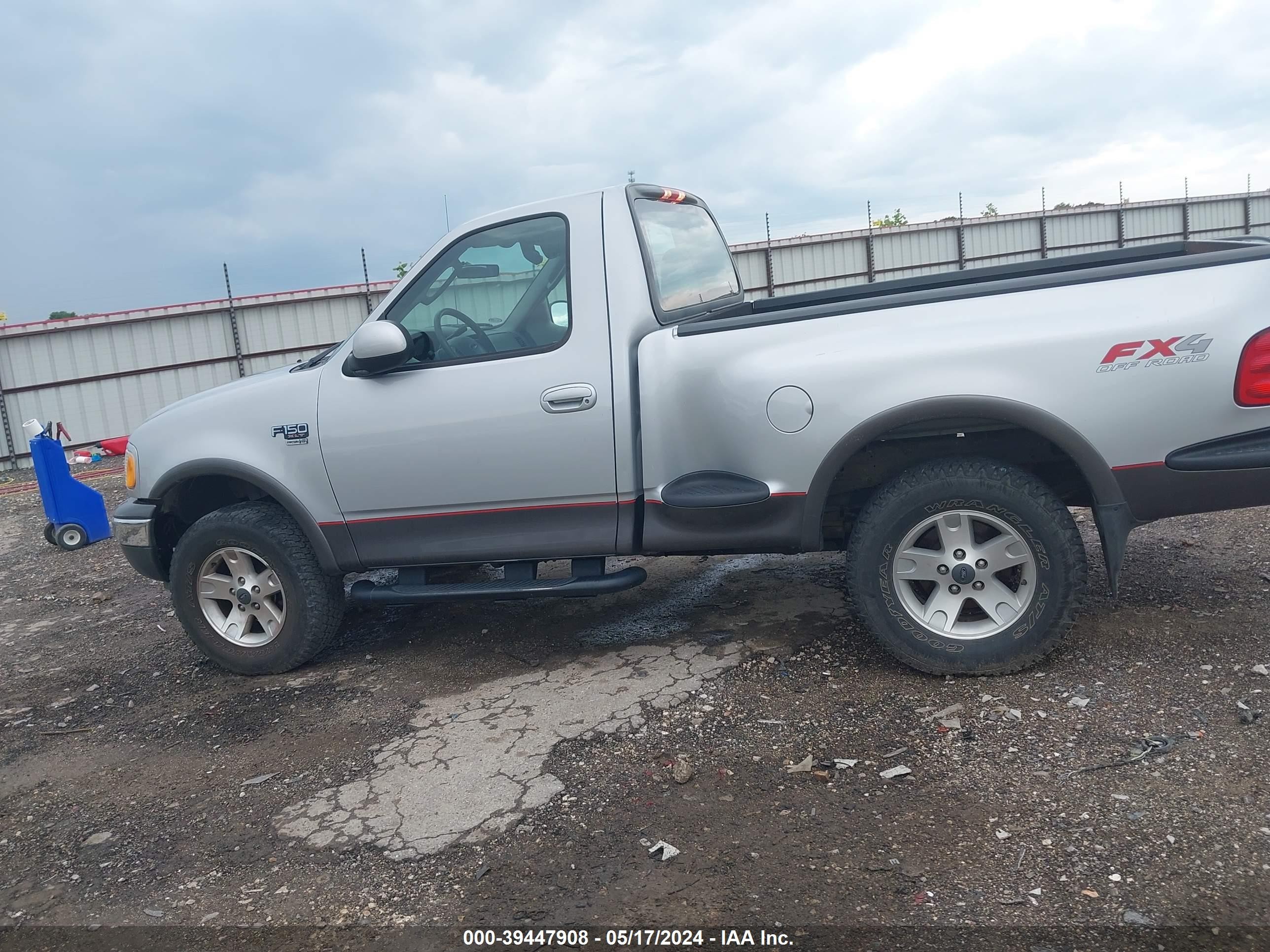 Photo 13 VIN: 1FTRF08WX3KA47396 - FORD F-150 