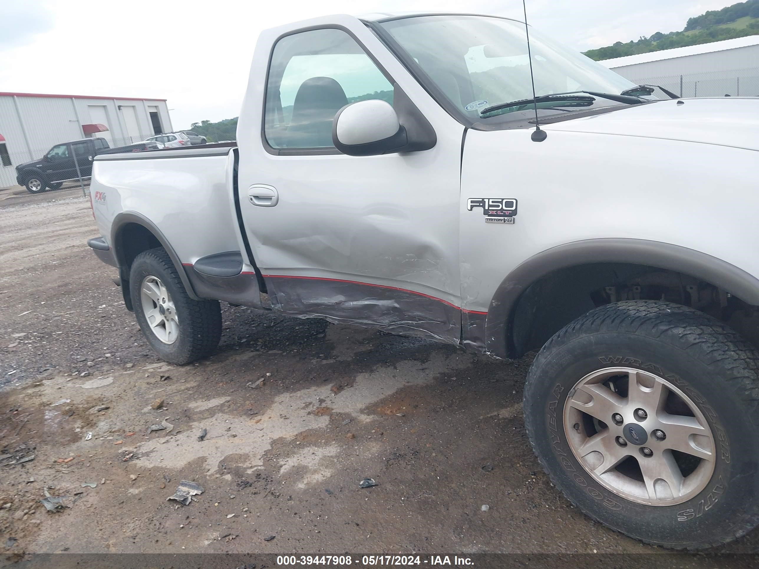 Photo 5 VIN: 1FTRF08WX3KA47396 - FORD F-150 