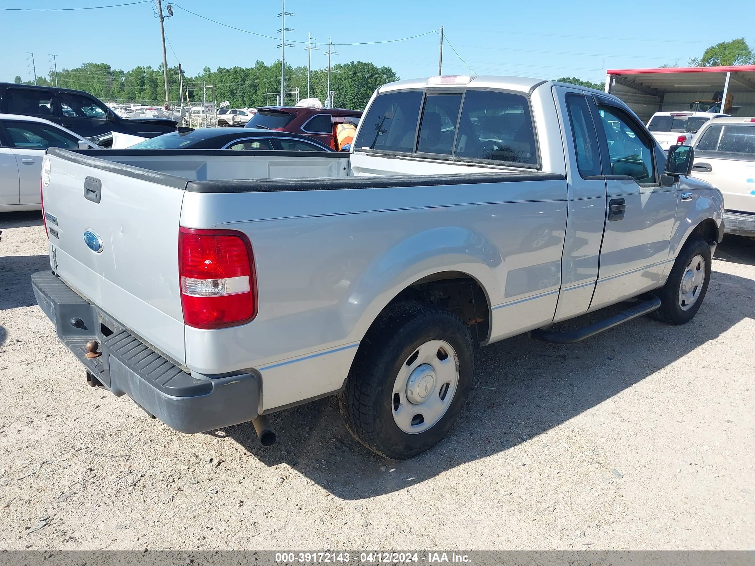 Photo 3 VIN: 1FTRF12216NB04308 - FORD F-150 