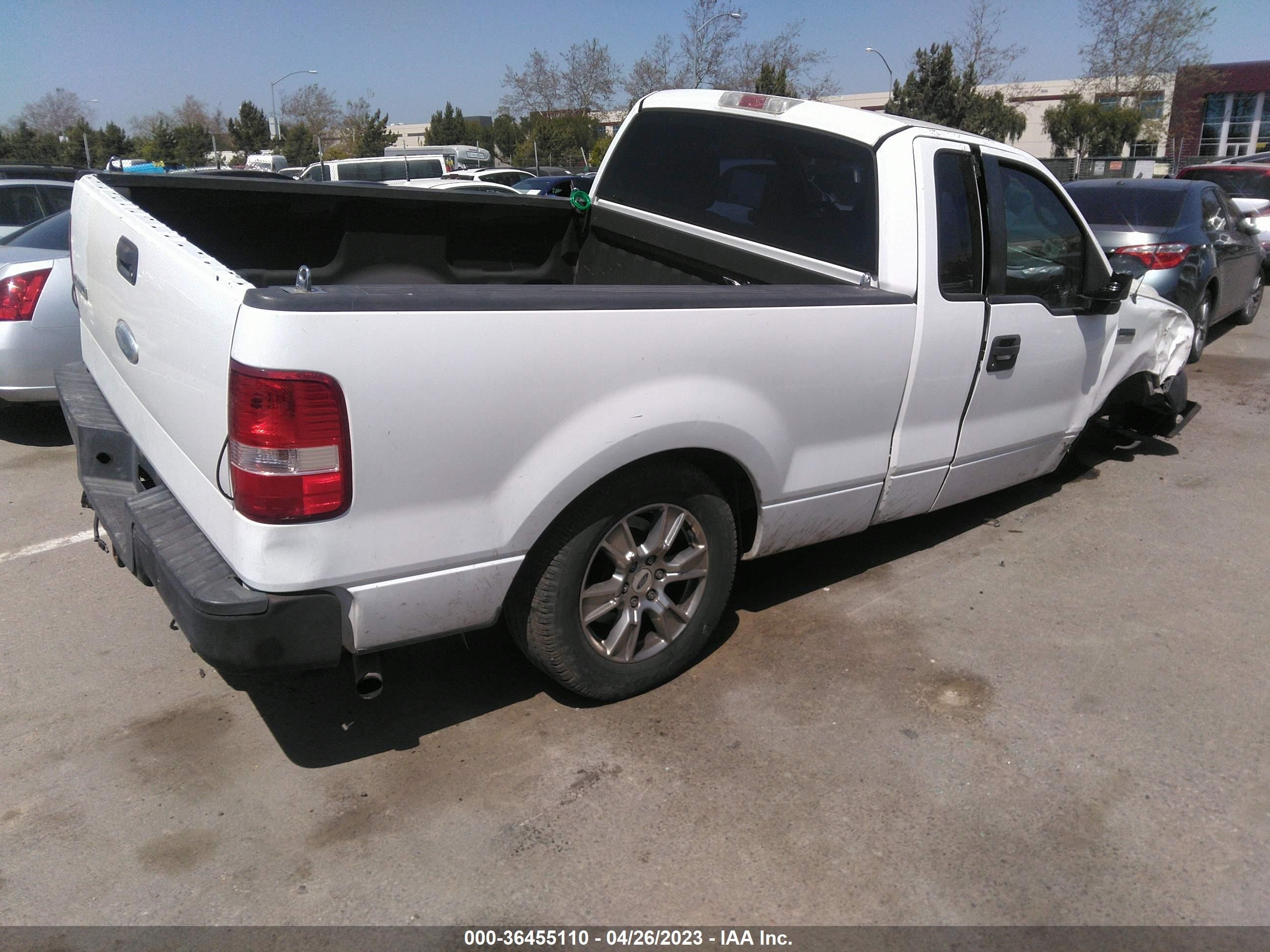 Photo 3 VIN: 1FTRF12217NA25853 - FORD F-150 