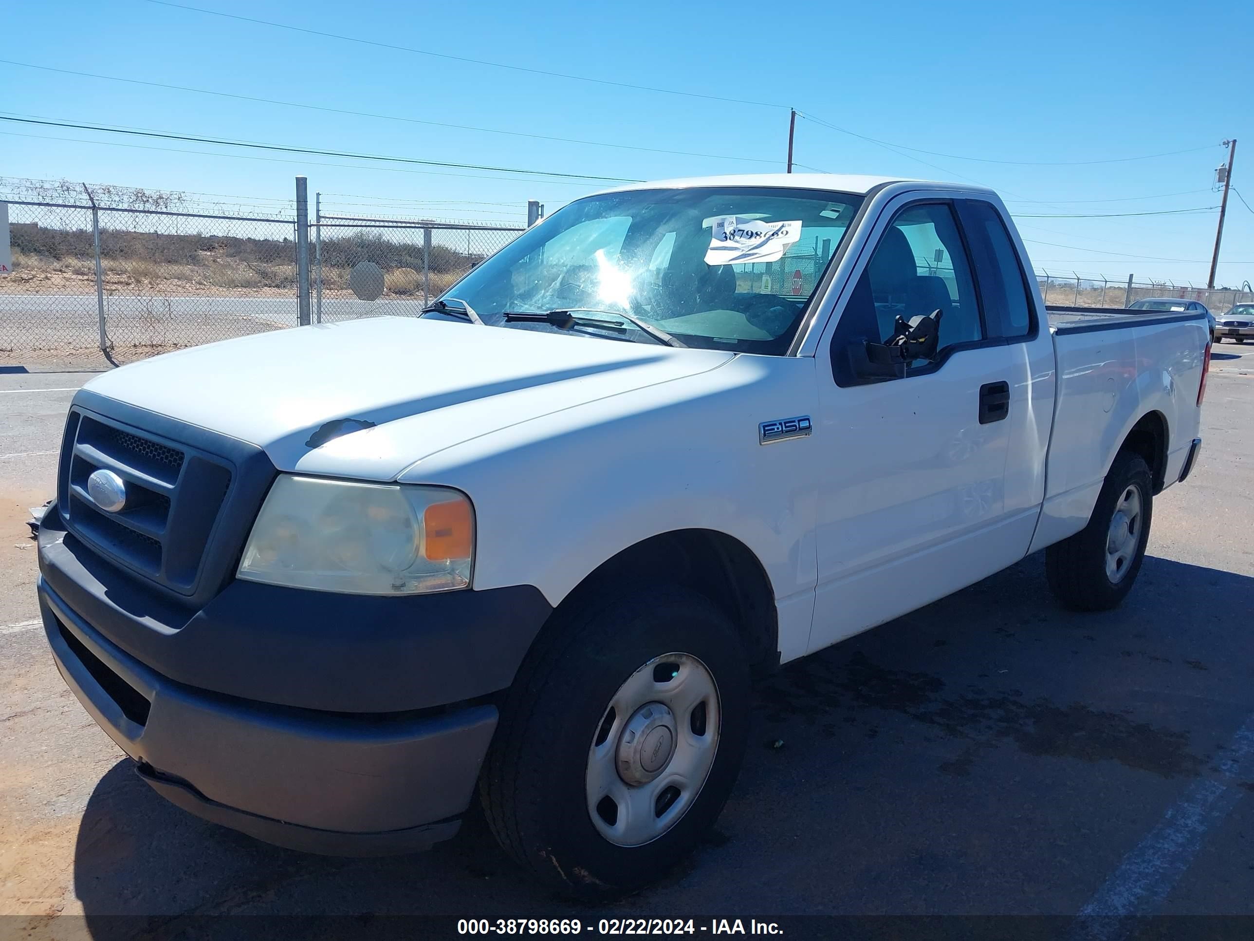 Photo 5 VIN: 1FTRF12227NA57081 - FORD F-150 