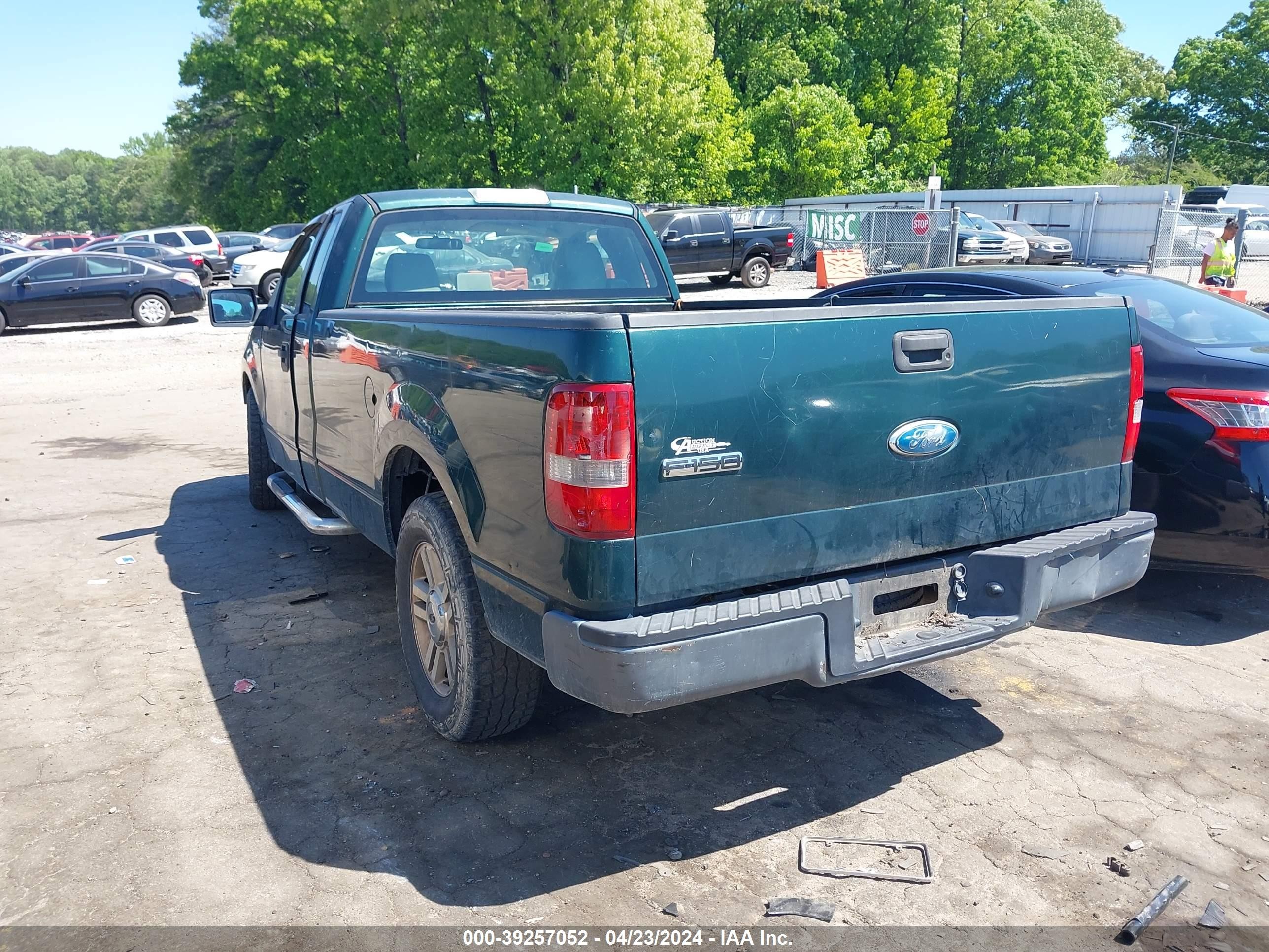 Photo 2 VIN: 1FTRF12237NA34103 - FORD F-150 