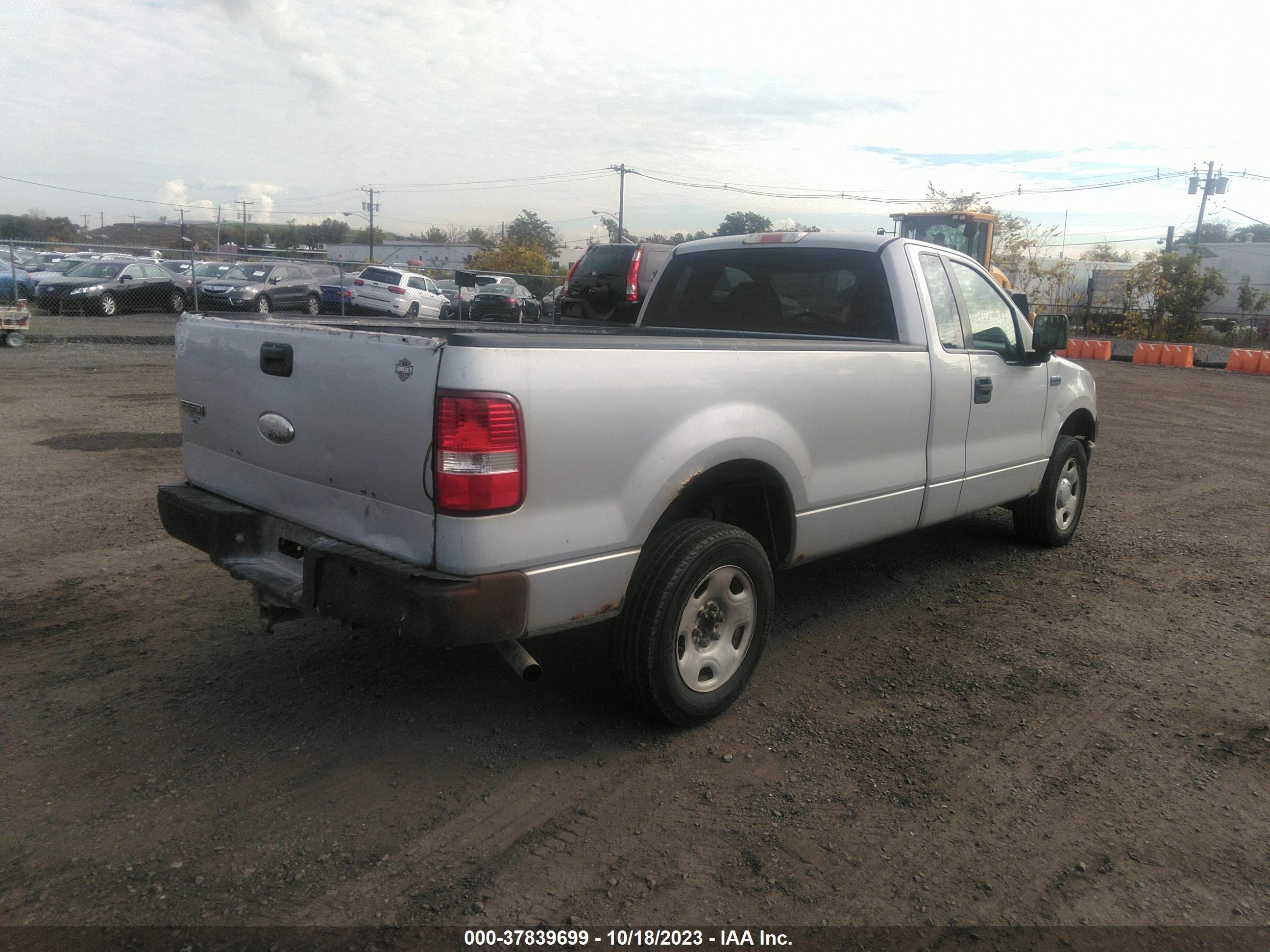 Photo 3 VIN: 1FTRF12237NA88629 - FORD F-150 