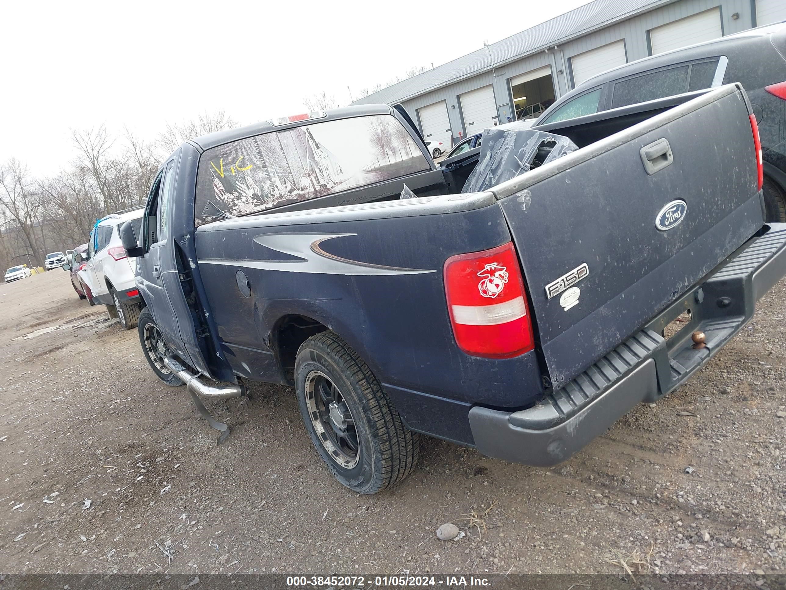 Photo 2 VIN: 1FTRF12245NA79032 - FORD F-150 