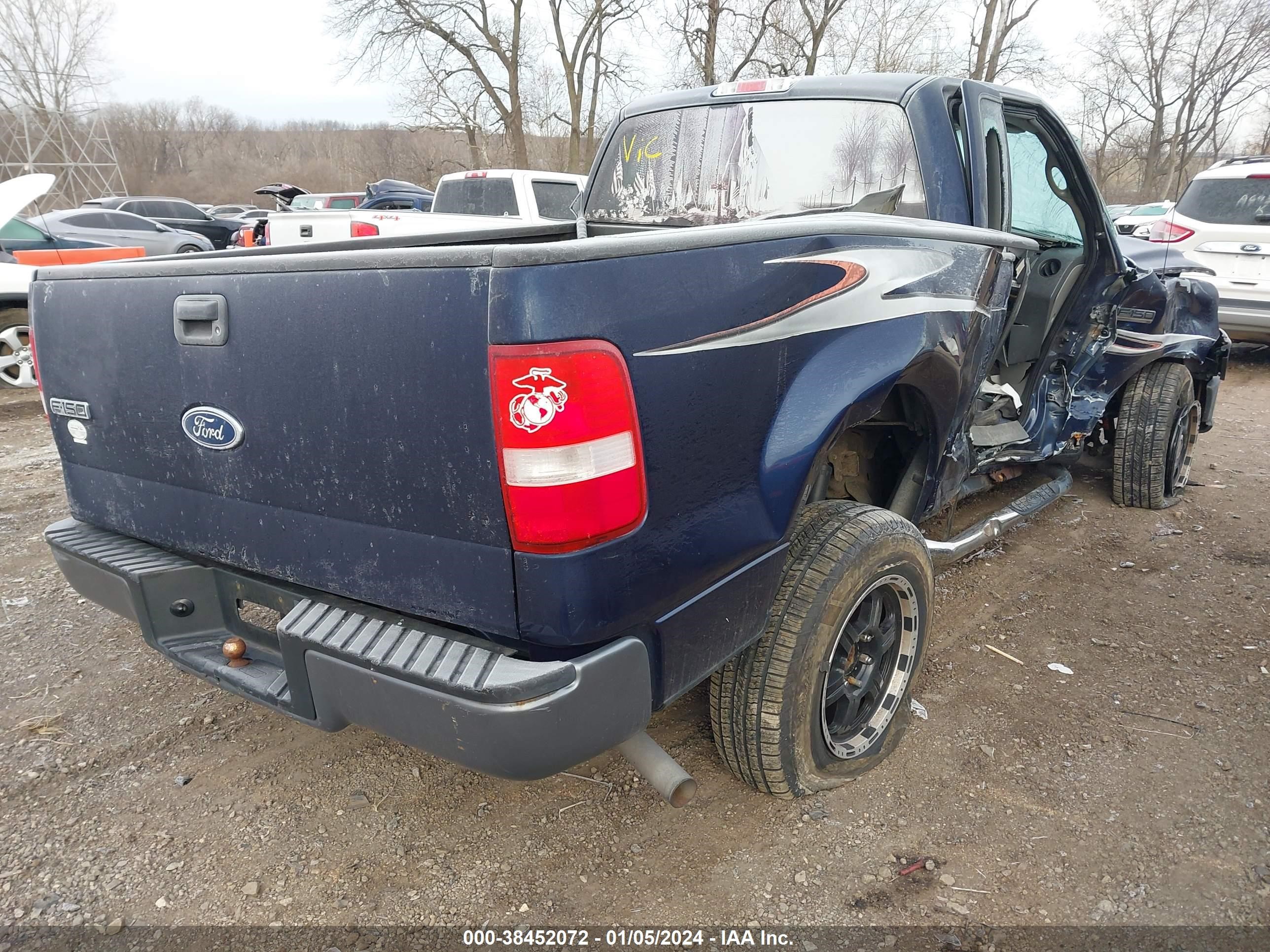 Photo 3 VIN: 1FTRF12245NA79032 - FORD F-150 