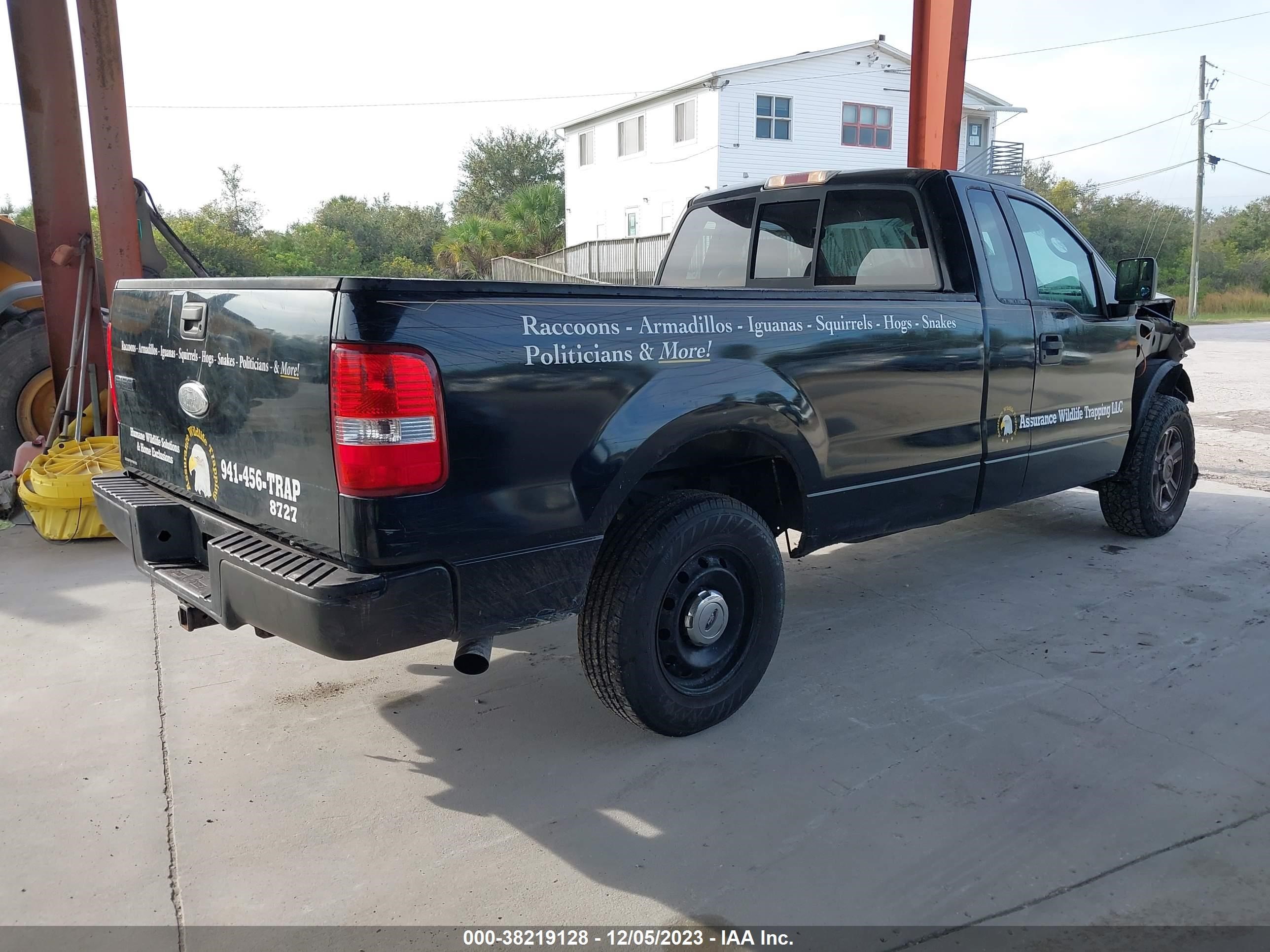 Photo 3 VIN: 1FTRF12247NA85058 - FORD F-150 