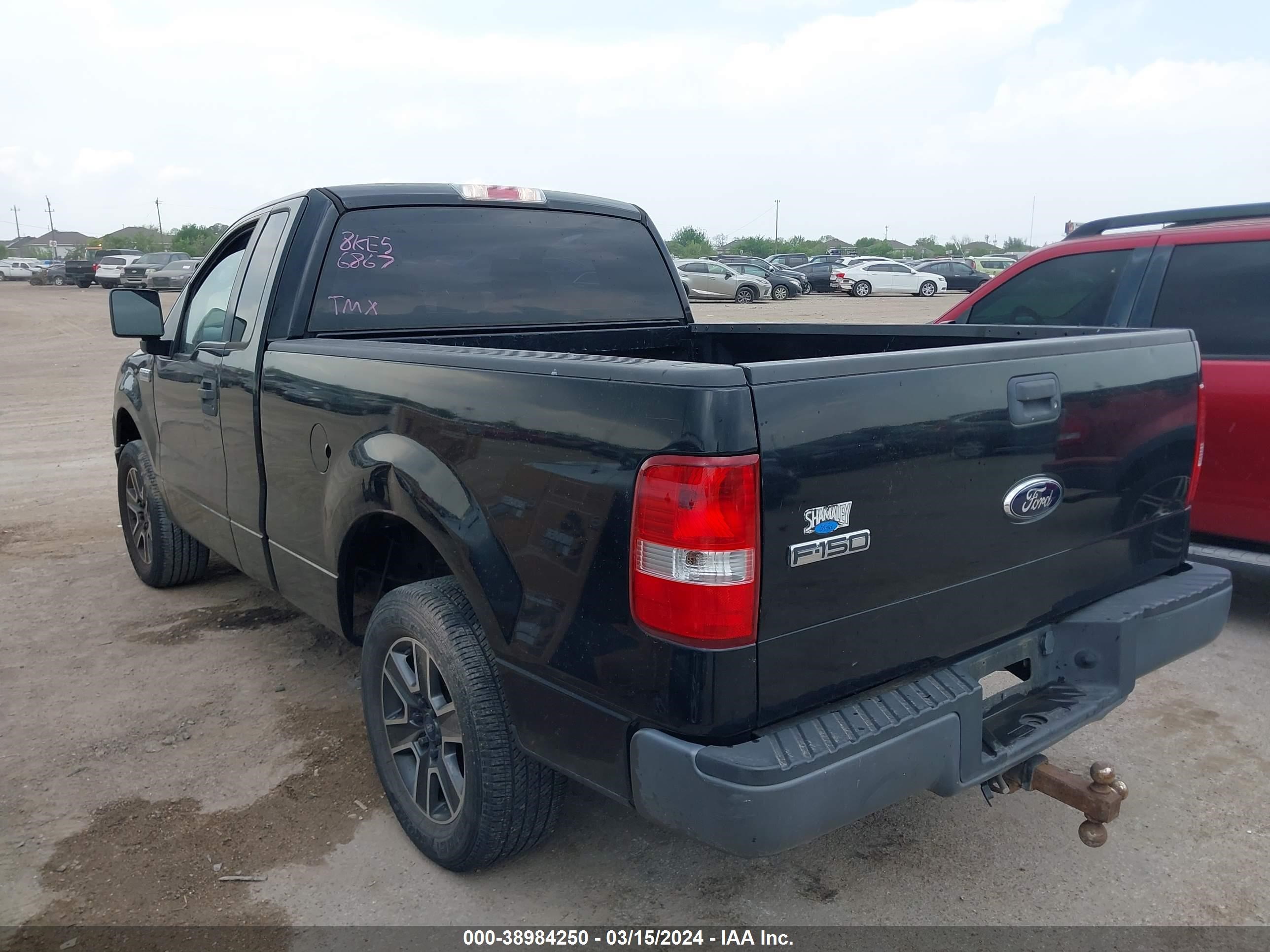 Photo 2 VIN: 1FTRF12248KE56867 - FORD F-150 