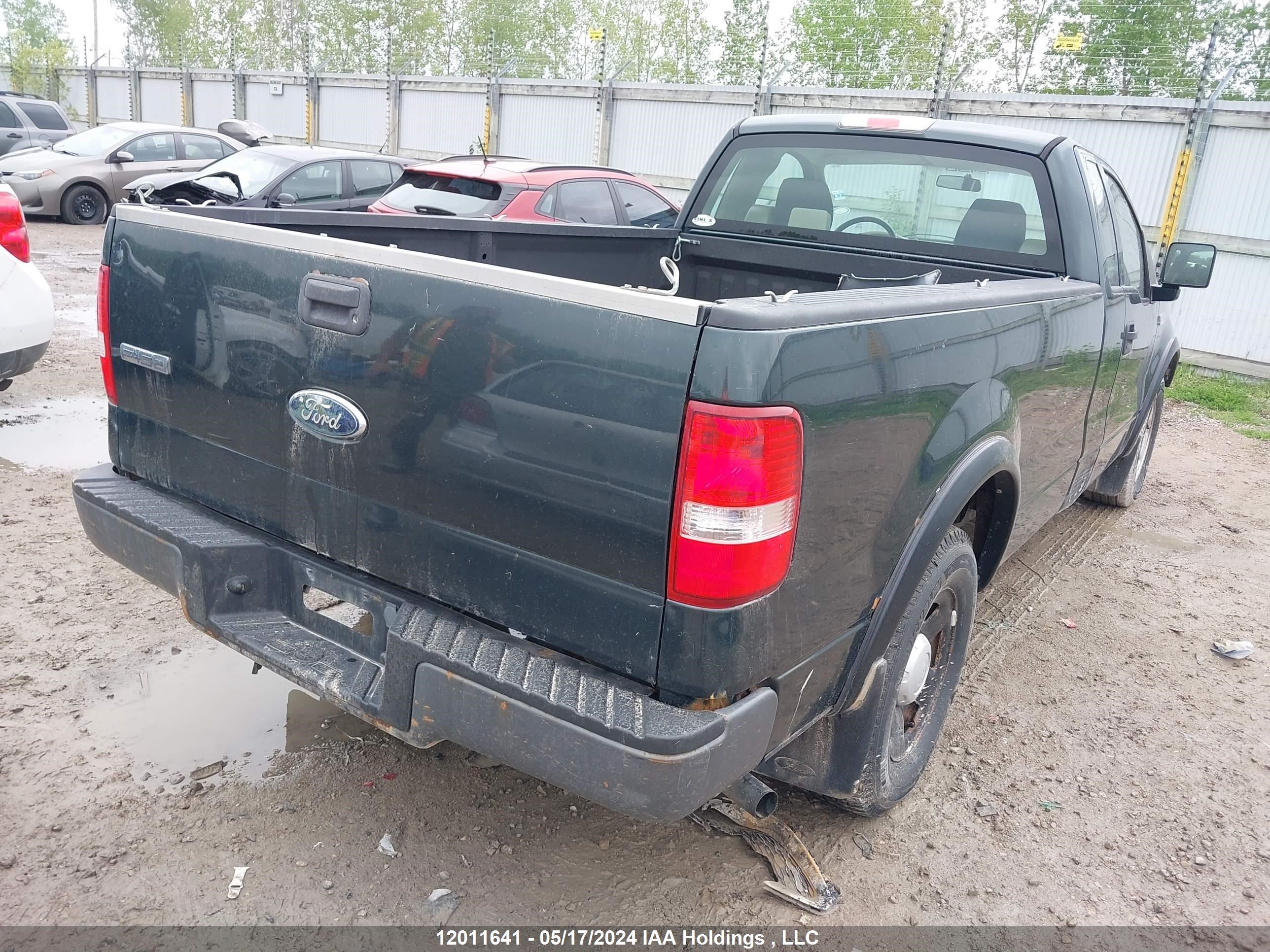 Photo 3 VIN: 1FTRF12256NA63519 - FORD F-150 