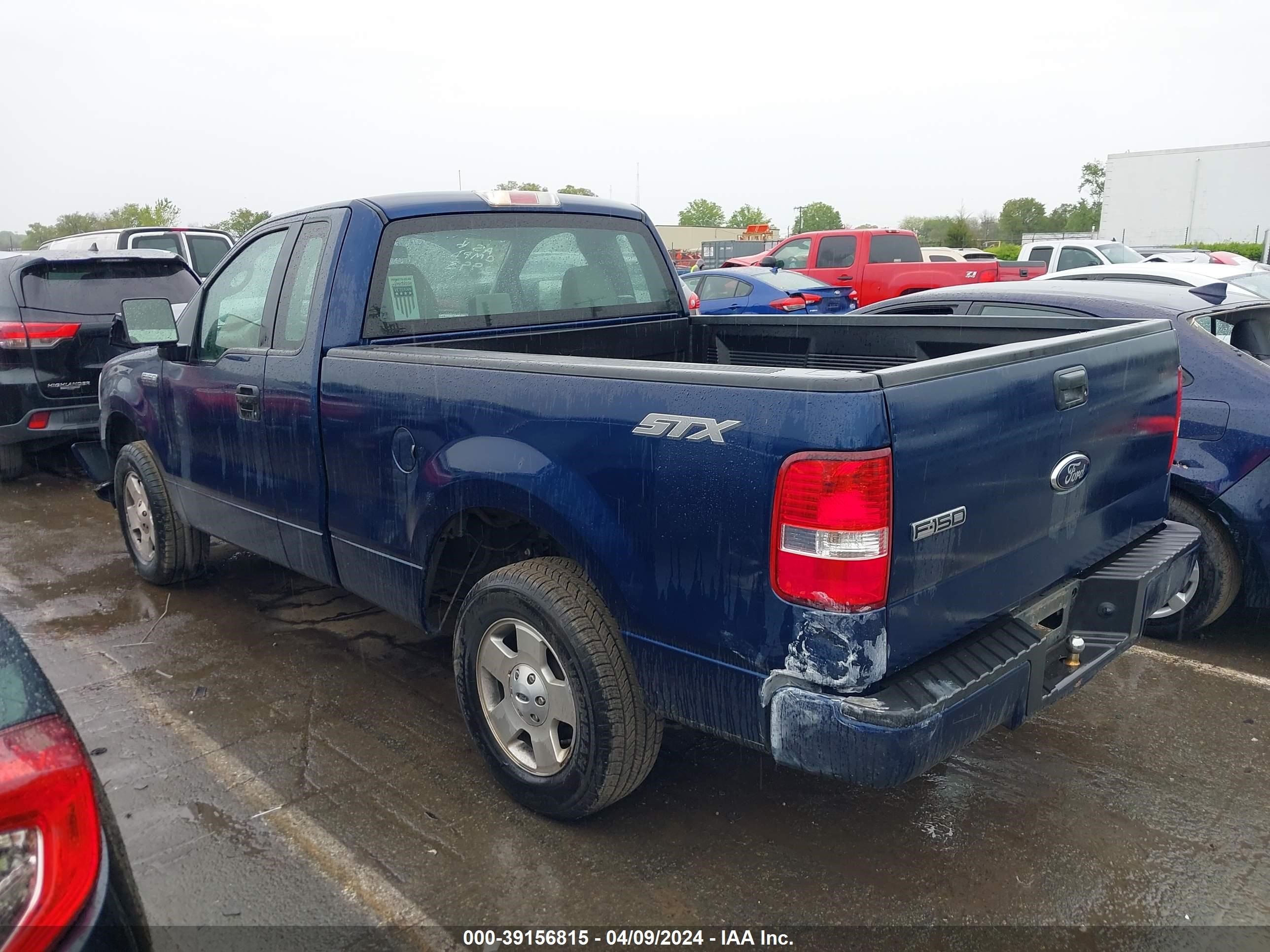 Photo 2 VIN: 1FTRF12257NA82993 - FORD F-150 