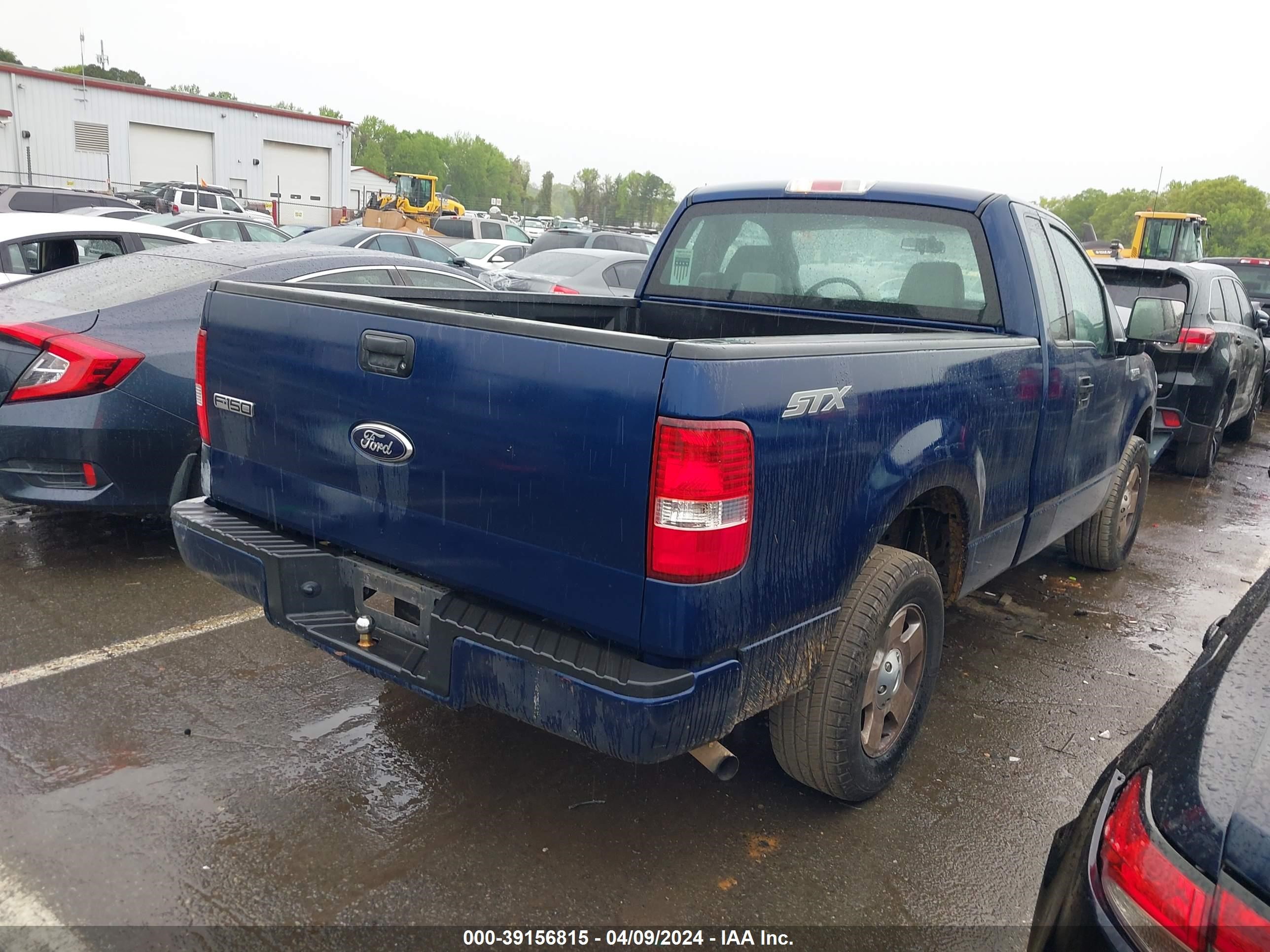 Photo 3 VIN: 1FTRF12257NA82993 - FORD F-150 