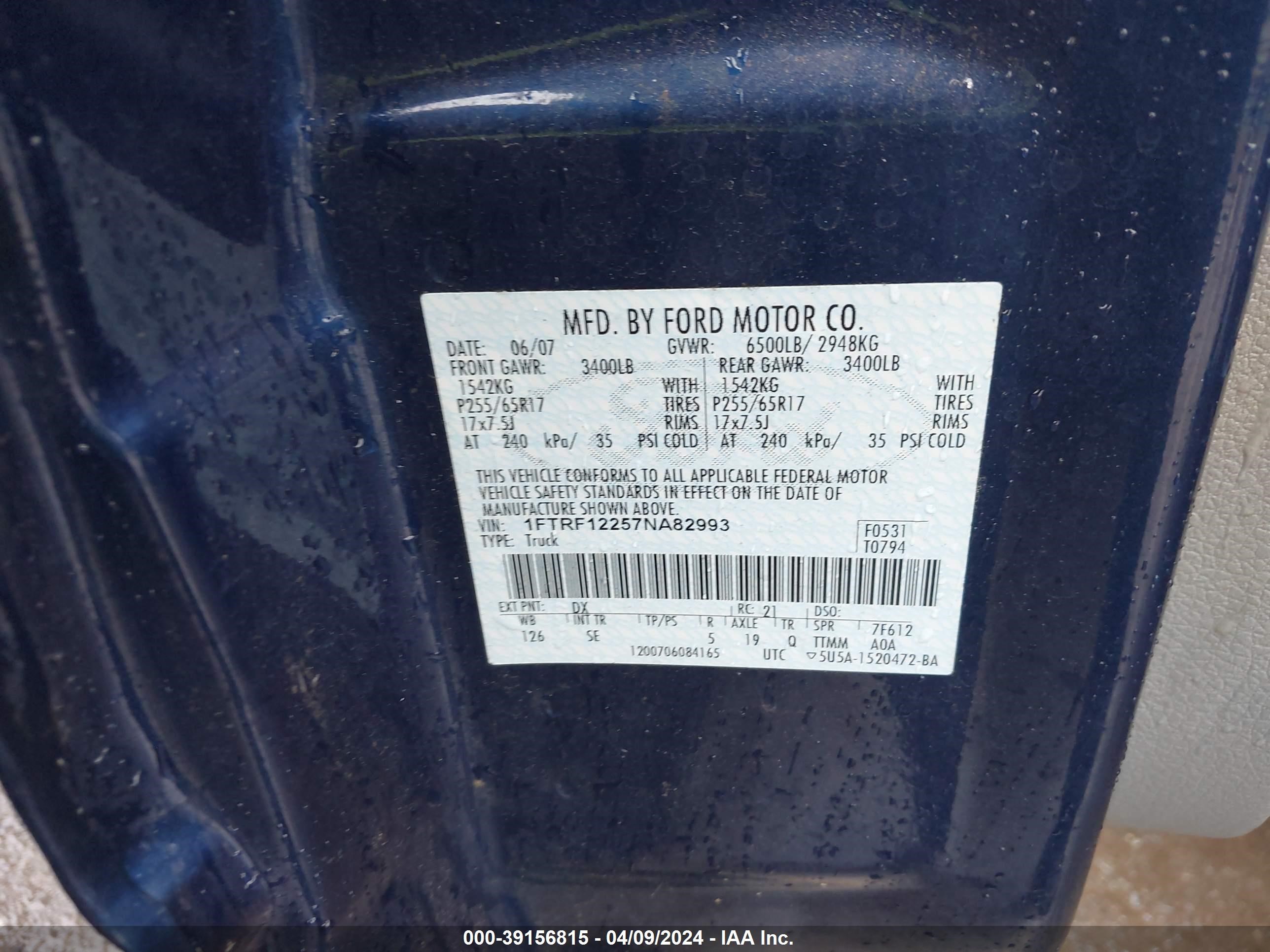 Photo 8 VIN: 1FTRF12257NA82993 - FORD F-150 