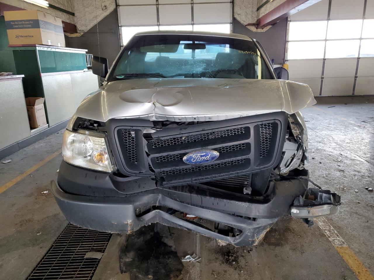 Photo 4 VIN: 1FTRF12266NA31582 - FORD F-150 