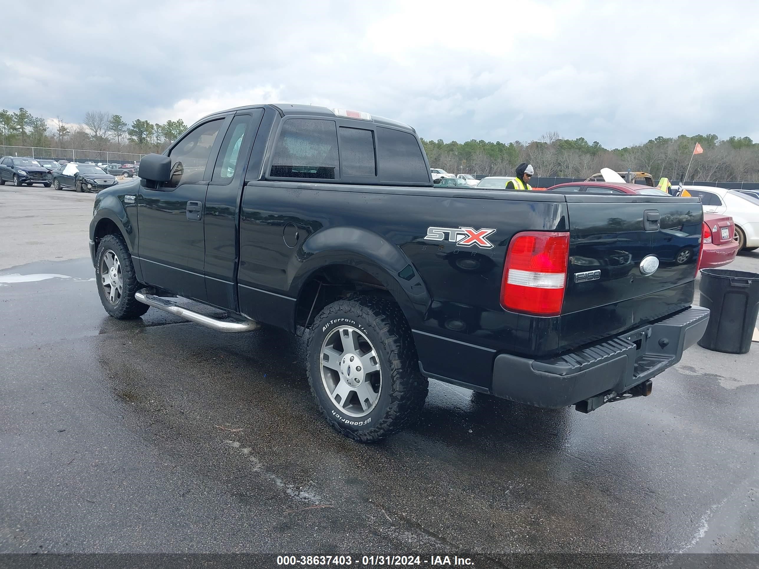 Photo 2 VIN: 1FTRF12268KC53785 - FORD F-150 