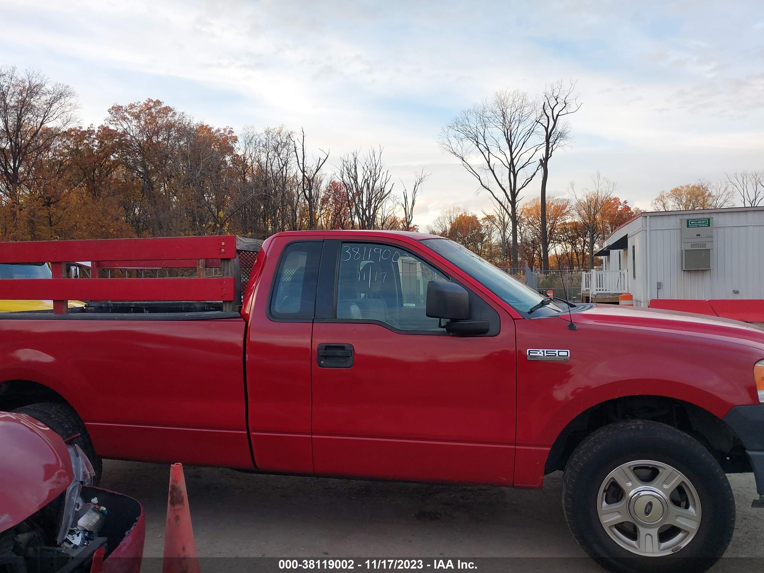 Photo 13 VIN: 1FTRF12275KC12805 - FORD F-150 