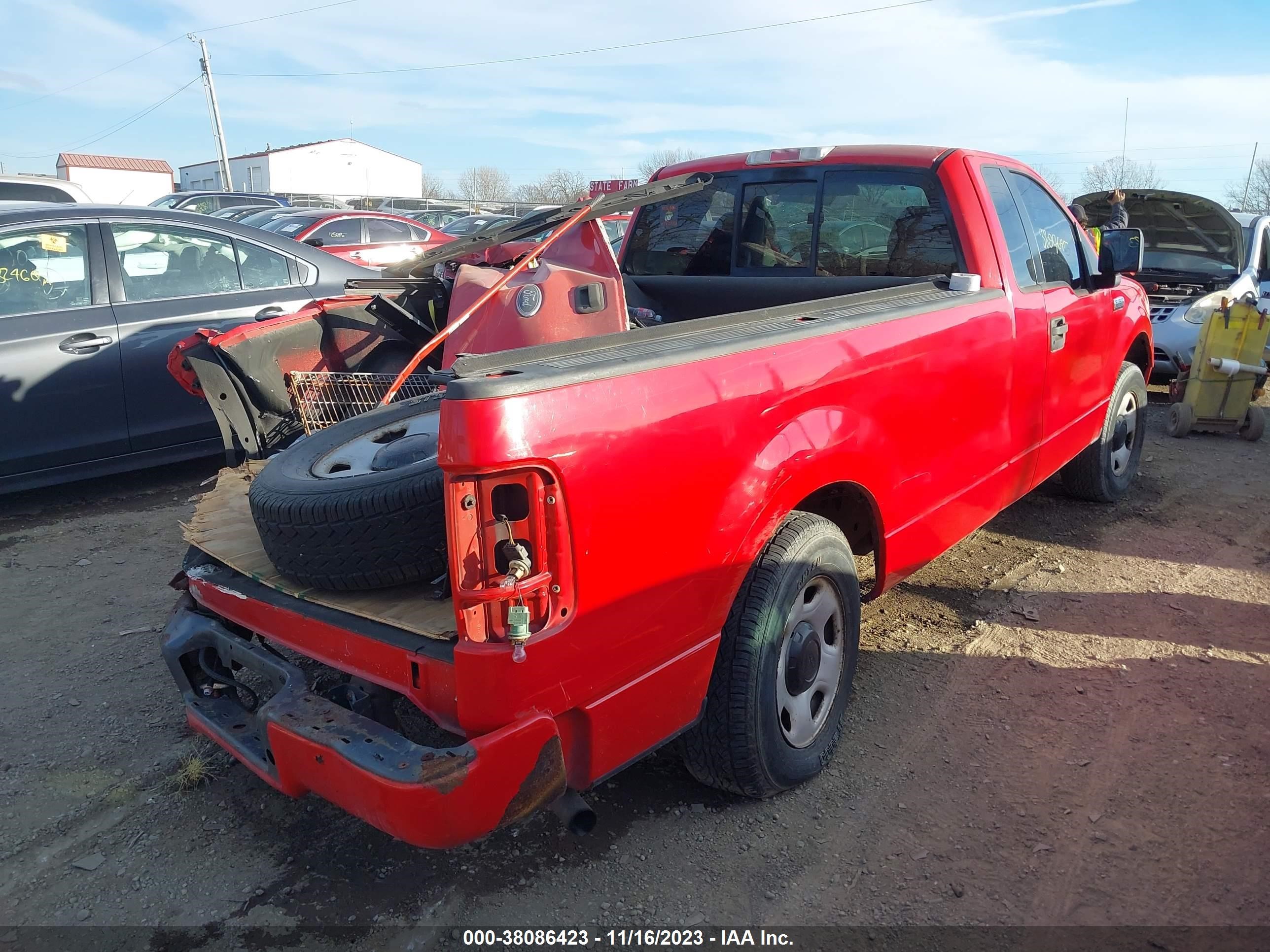 Photo 3 VIN: 1FTRF12275NB73907 - FORD F-150 