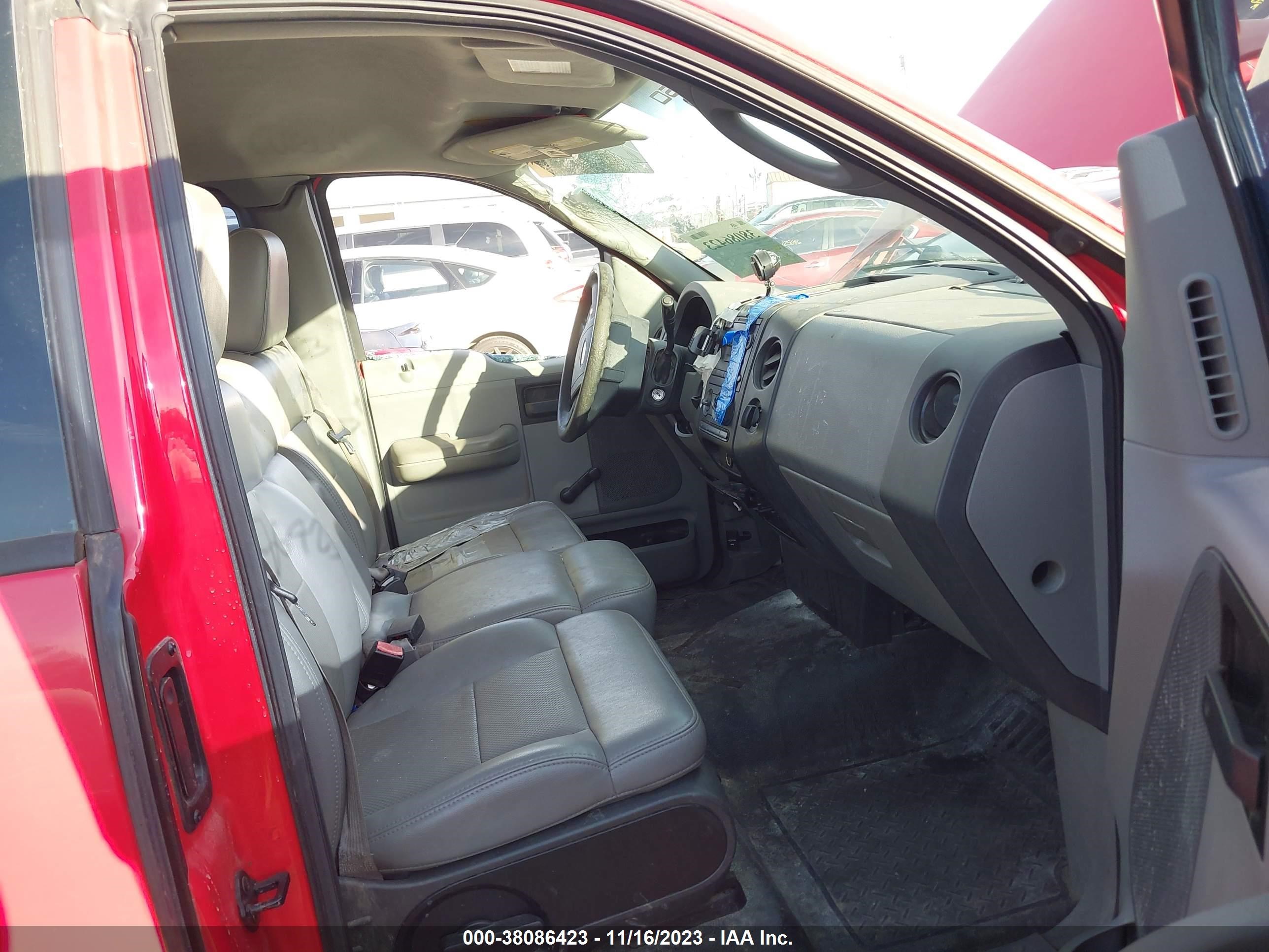 Photo 4 VIN: 1FTRF12275NB73907 - FORD F-150 