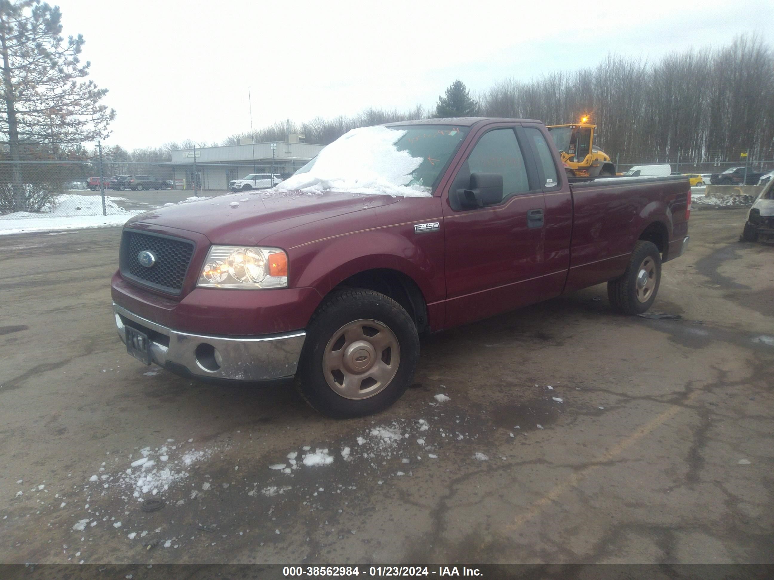 Photo 1 VIN: 1FTRF12286NB77949 - FORD F-150 