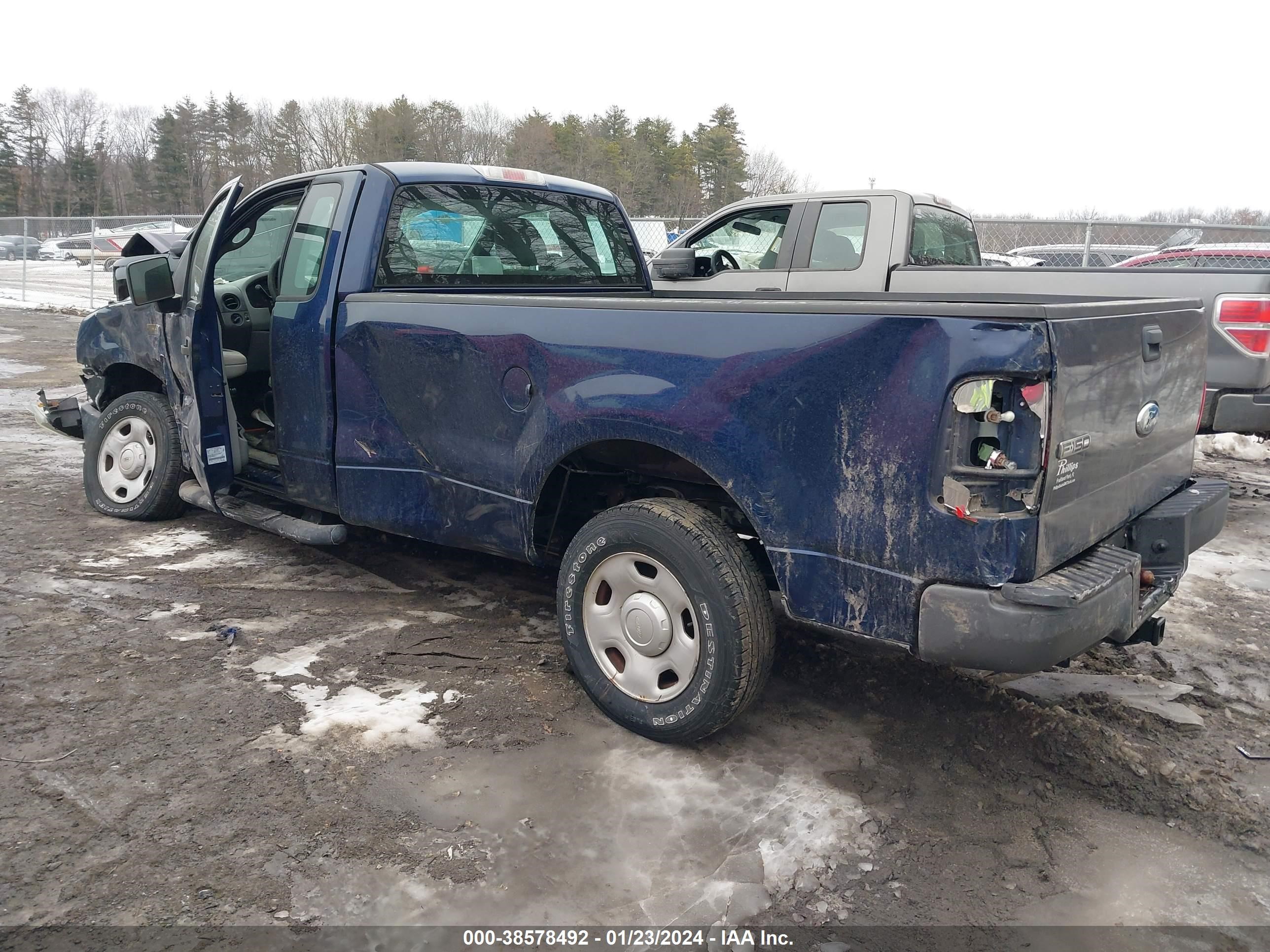 Photo 2 VIN: 1FTRF12288KD77783 - FORD F-150 