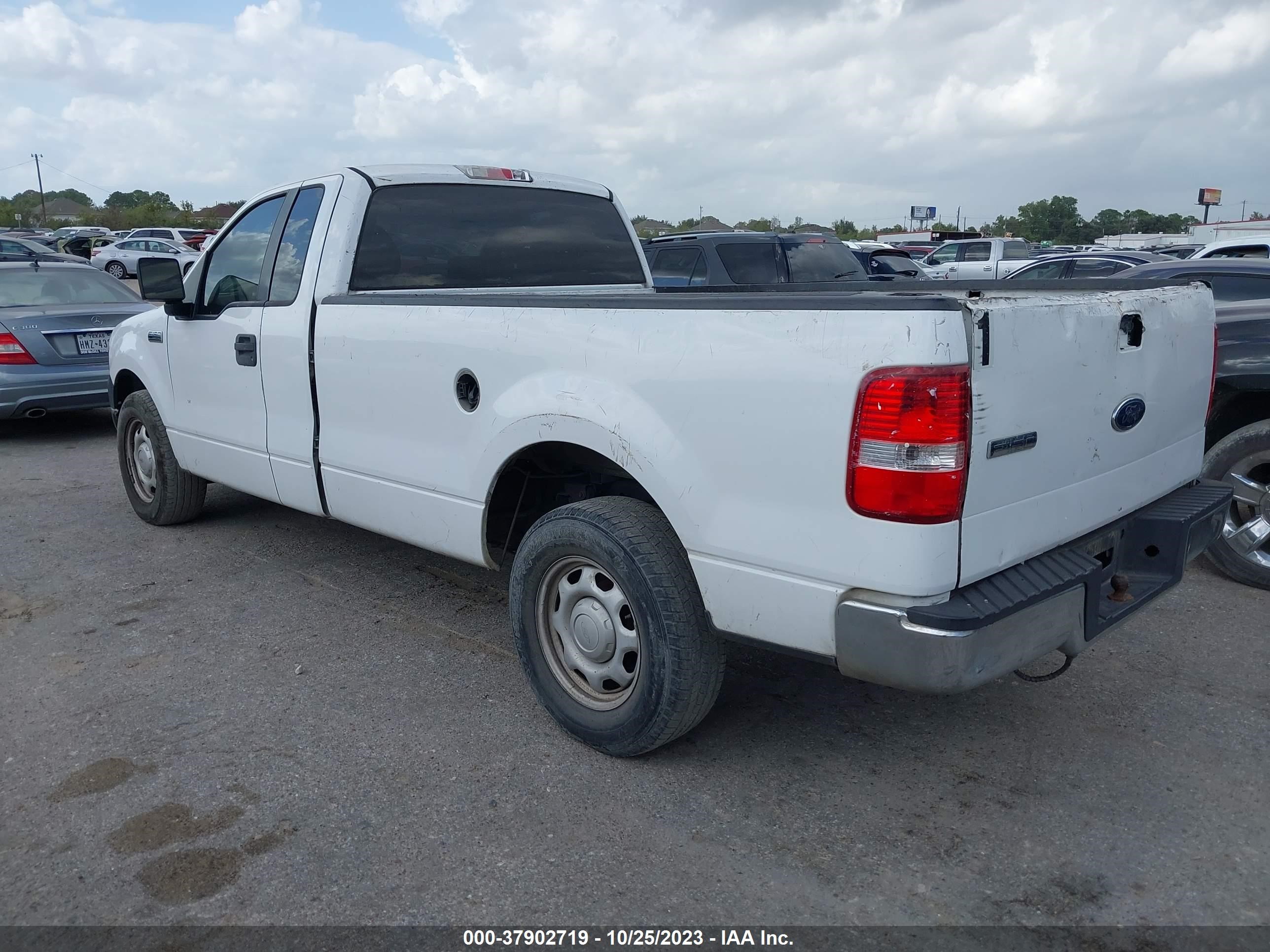 Photo 2 VIN: 1FTRF12288KD96995 - FORD F-150 