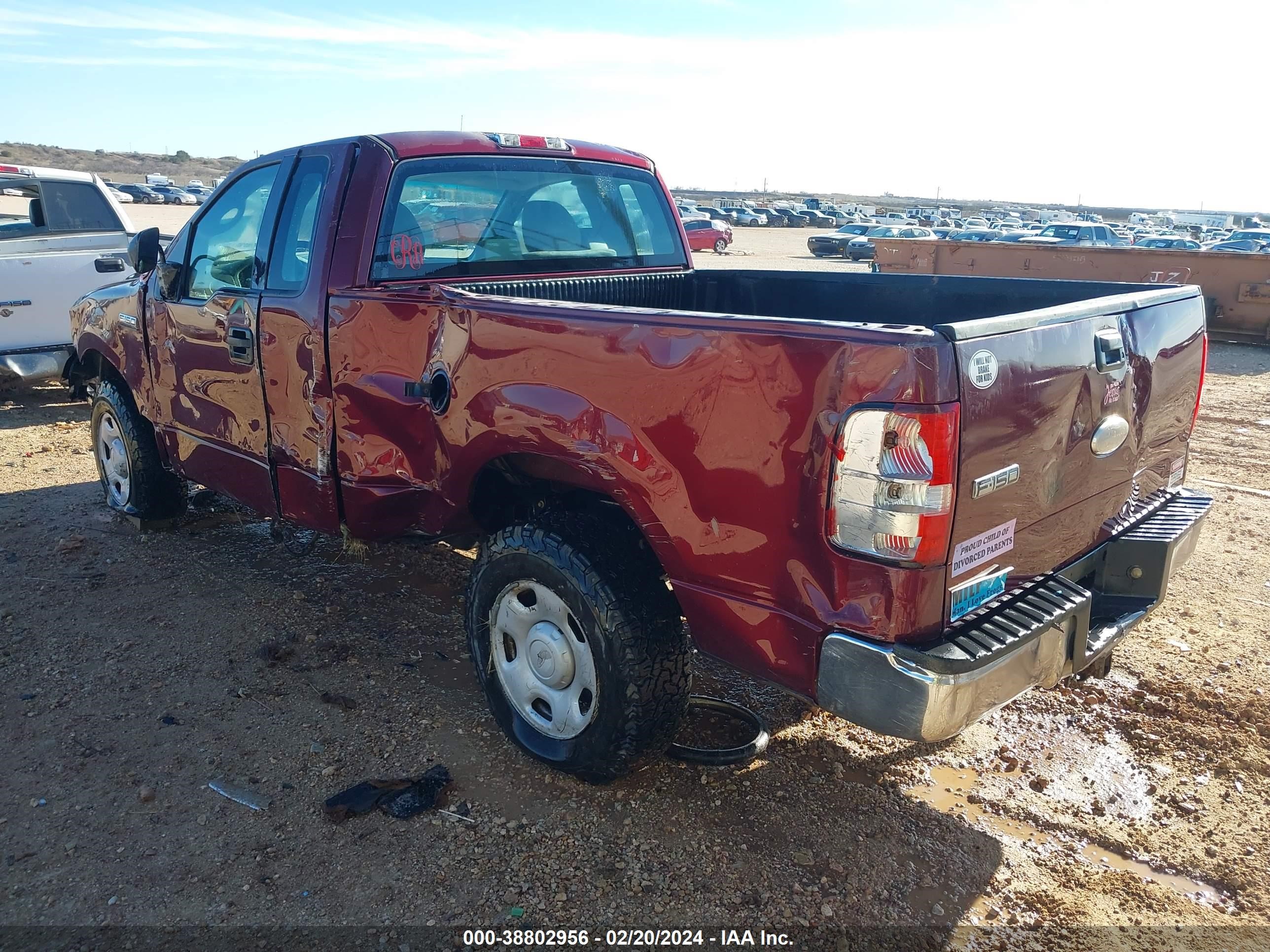 Photo 2 VIN: 1FTRF12296NA33410 - FORD F-150 