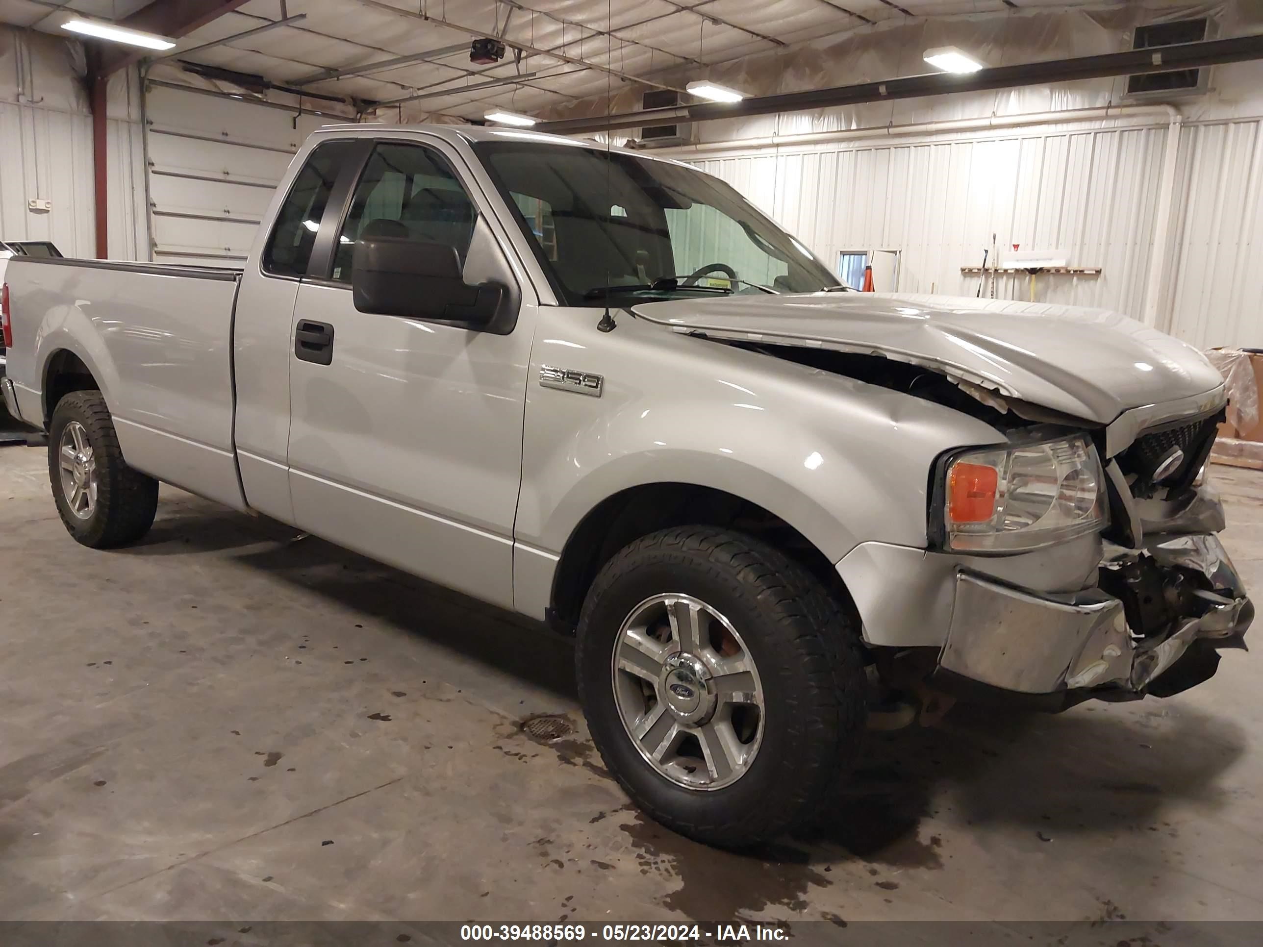 Photo 0 VIN: 1FTRF12296NB81900 - FORD F-150 