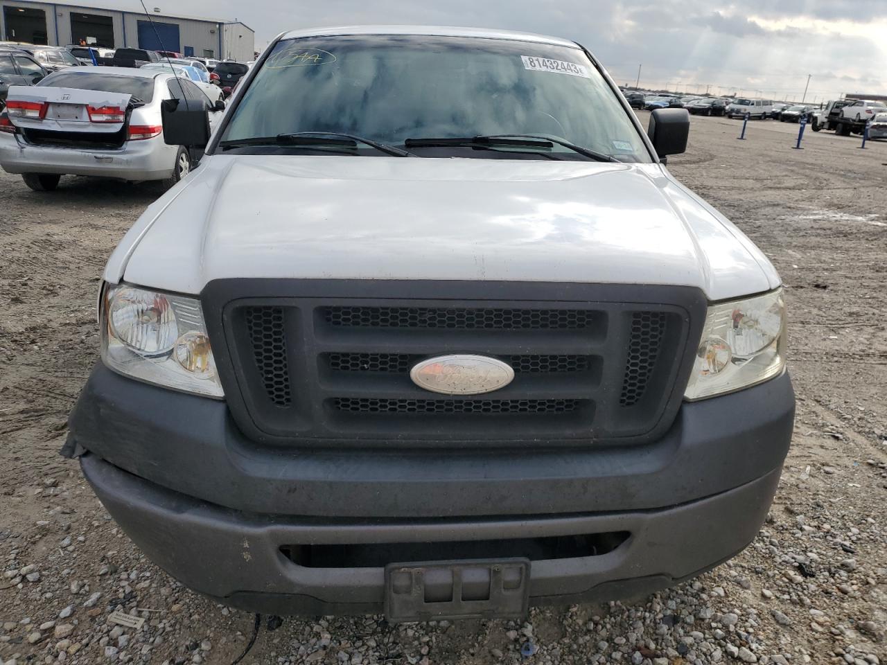 Photo 4 VIN: 1FTRF12298KC53800 - FORD F-150 