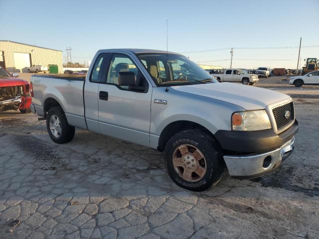 Photo 3 VIN: 1FTRF122X6NB58349 - FORD F150 