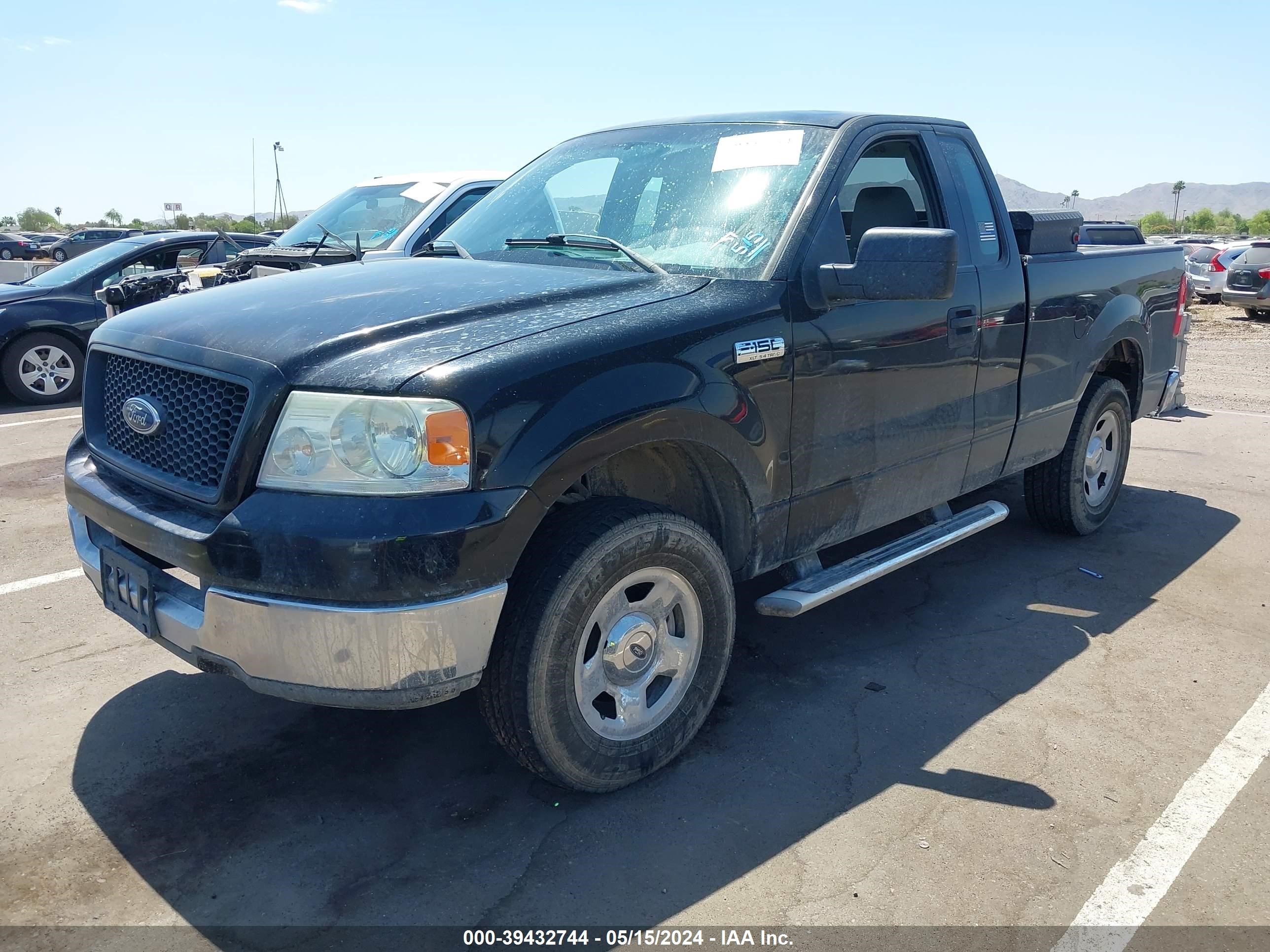 Photo 1 VIN: 1FTRF12595NB73403 - FORD F-150 