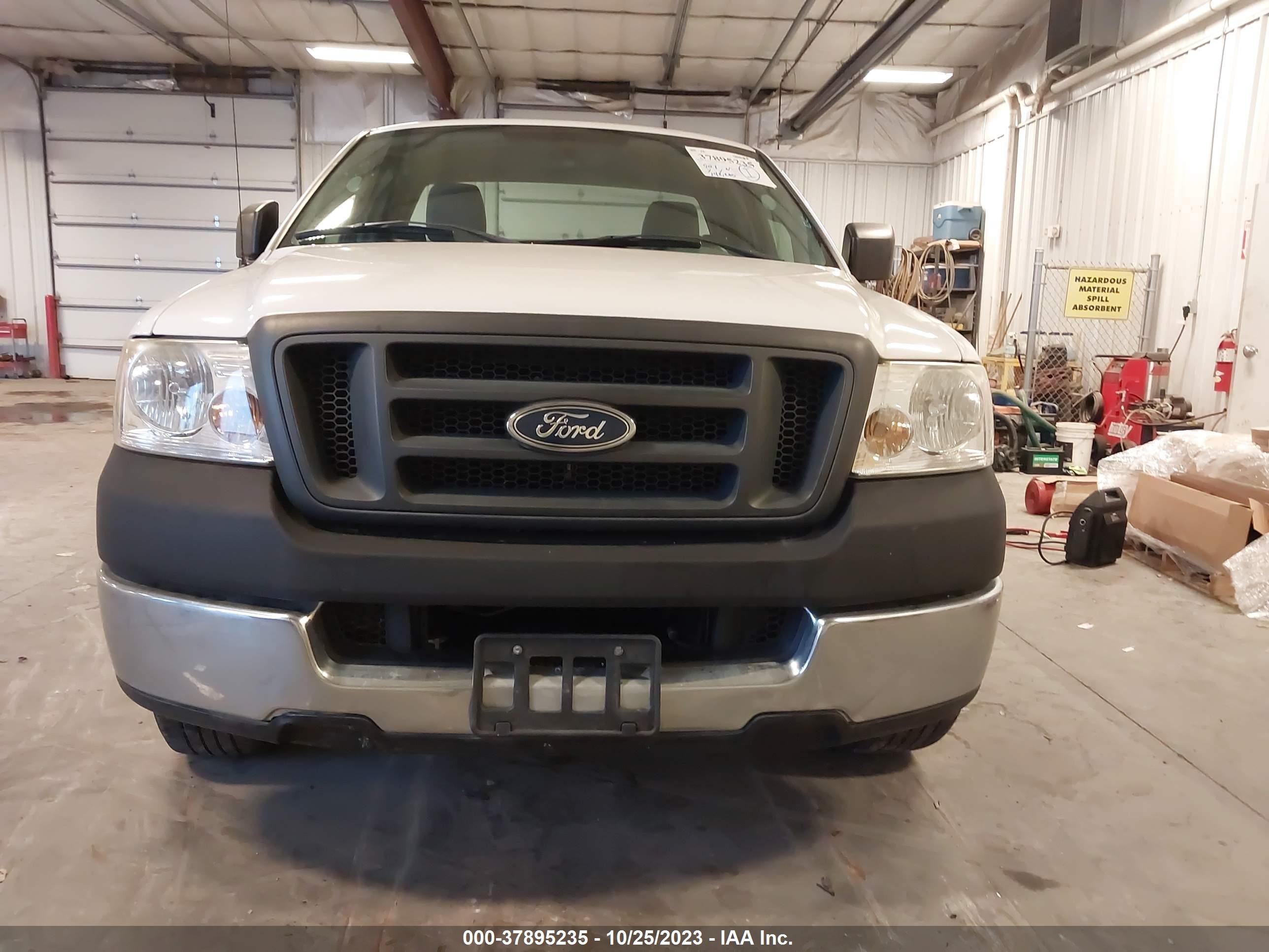 Photo 12 VIN: 1FTRF12W05NA63820 - FORD F-150 