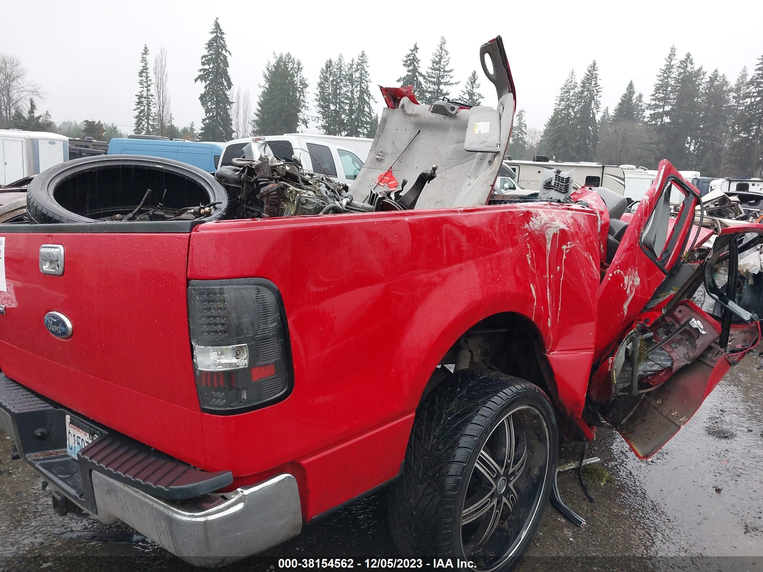 Photo 3 VIN: 1FTRF12W24NC69588 - FORD F-150 