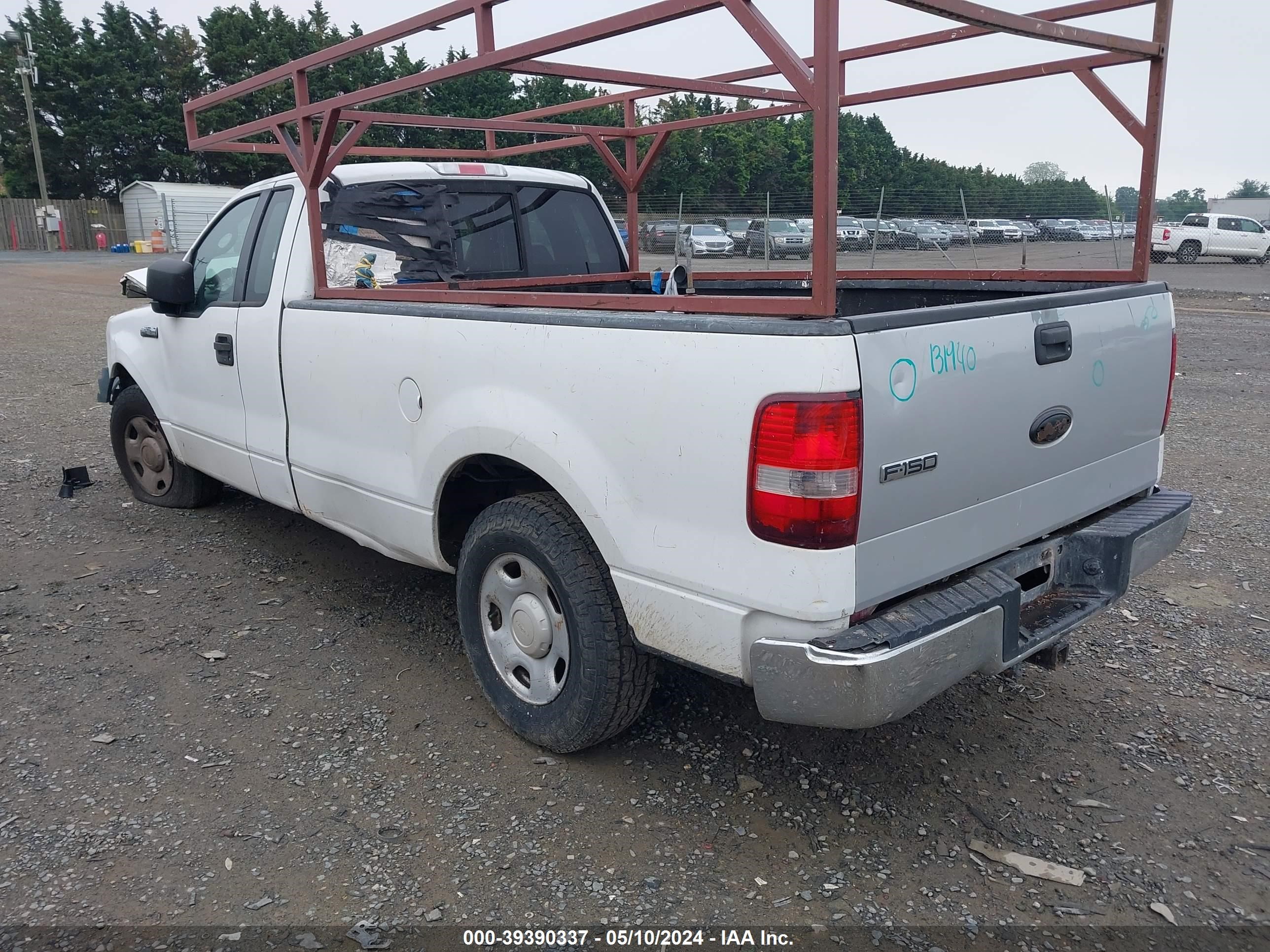 Photo 2 VIN: 1FTRF12W65NA35567 - FORD F-150 