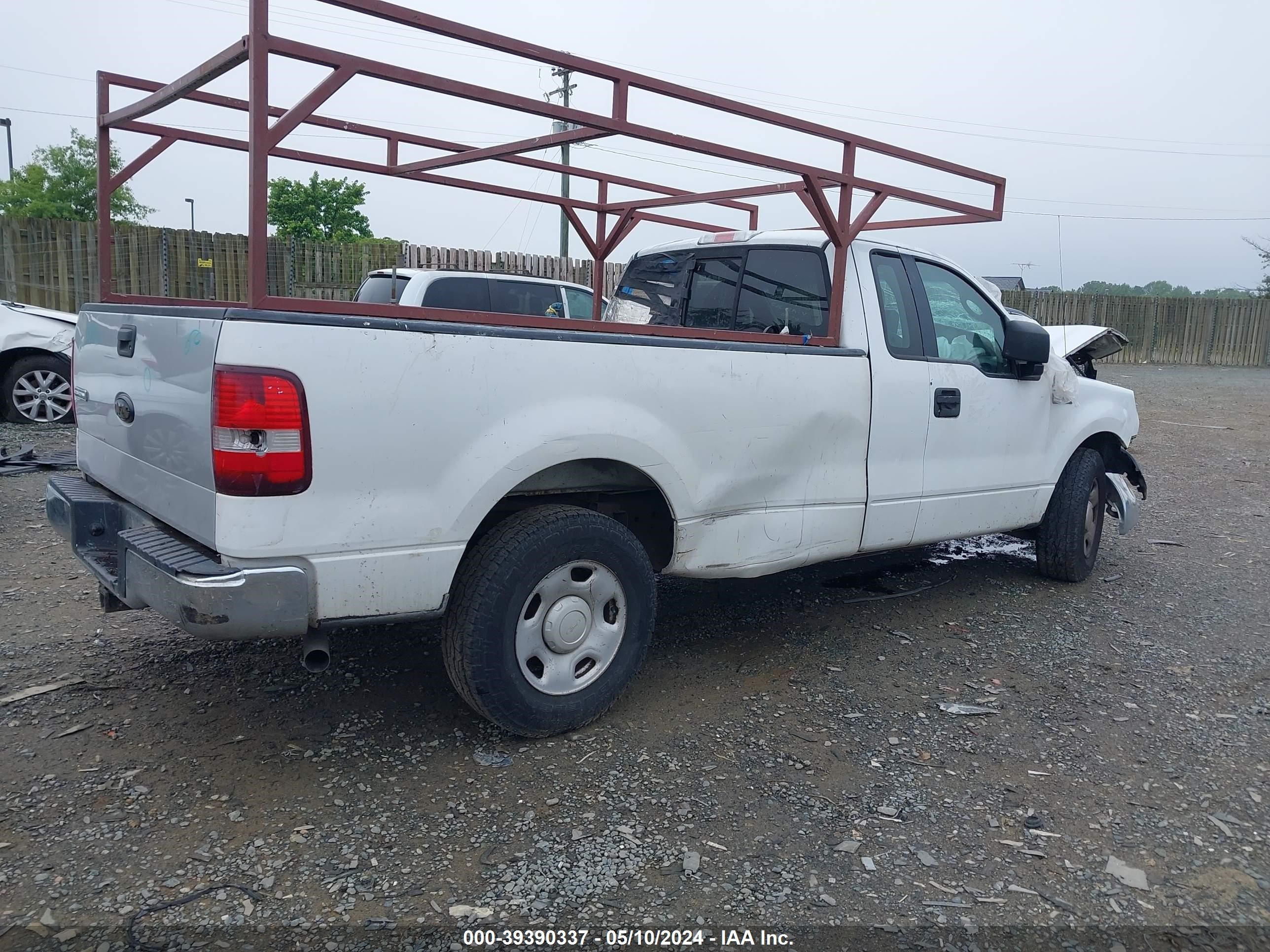 Photo 3 VIN: 1FTRF12W65NA35567 - FORD F-150 