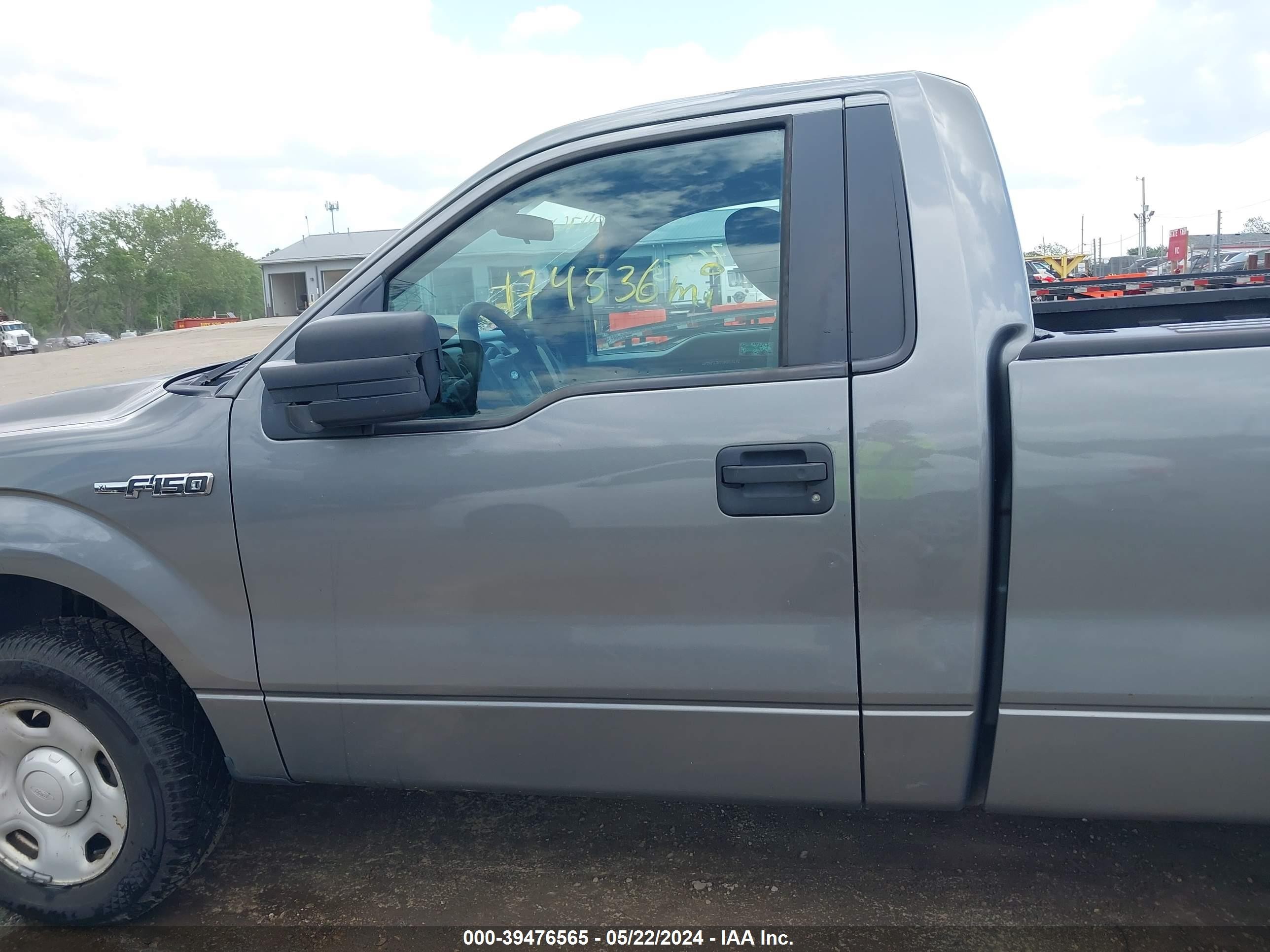 Photo 13 VIN: 1FTRF12W79KB59192 - FORD F-150 