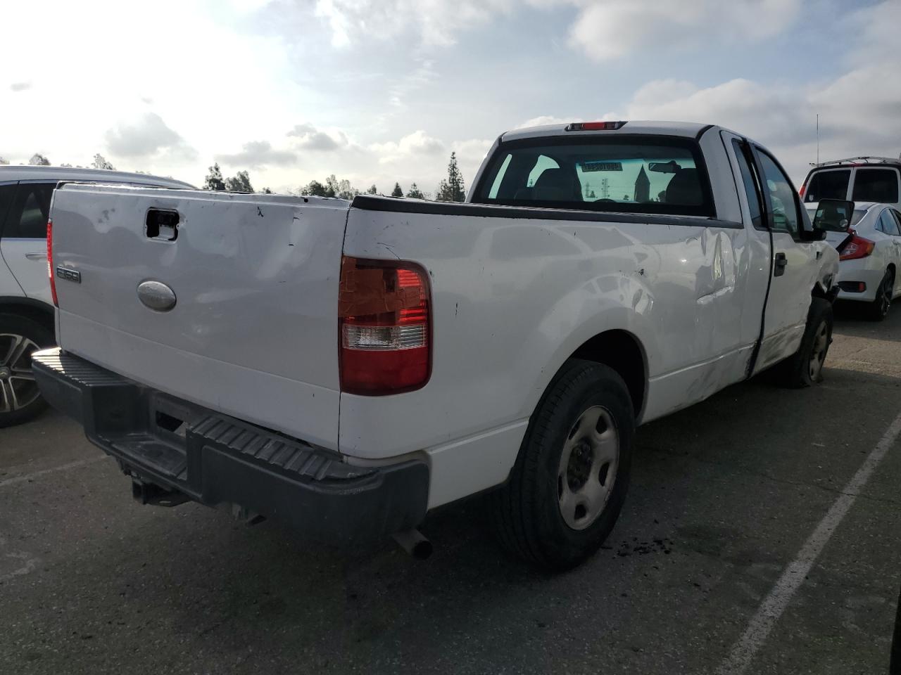 Photo 2 VIN: 1FTRF12W96NA57466 - FORD F-150 