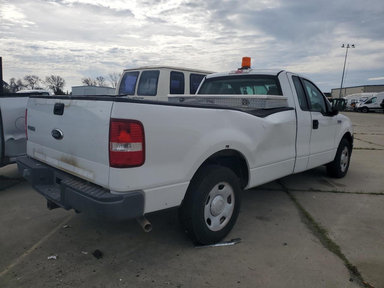 Photo 2 VIN: 1FTRF12W97KD42364 - FORD F-150 